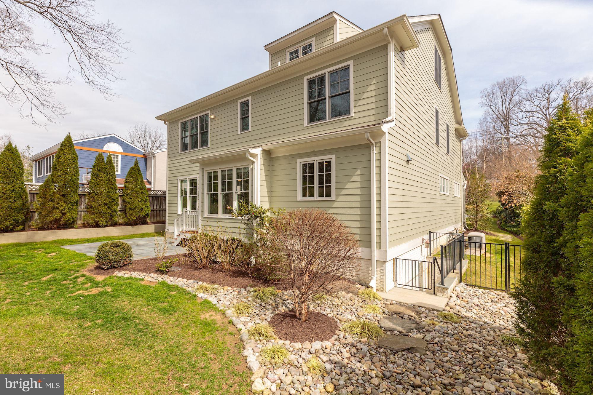 GLEN ECHO HEIGHTS - Residential
