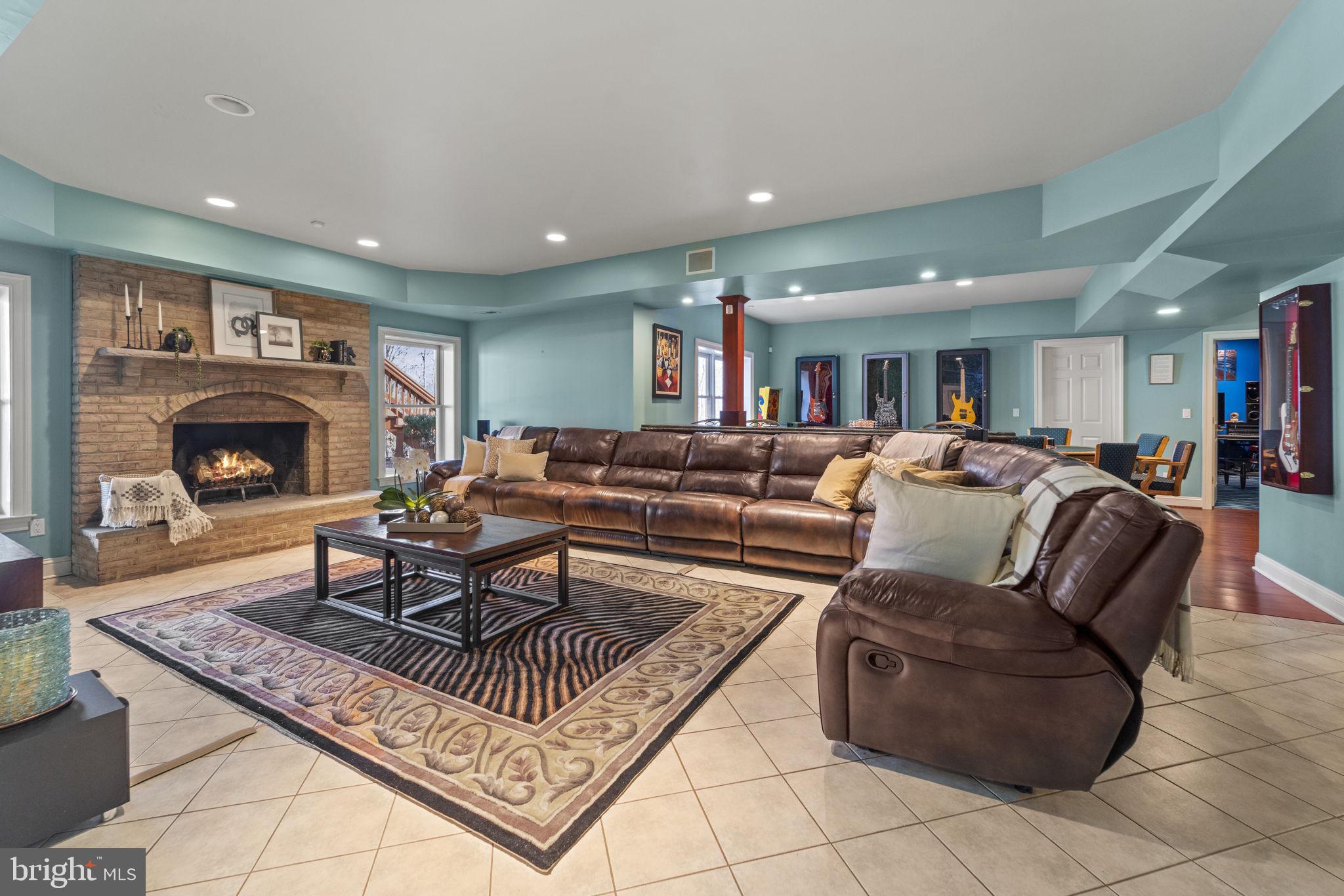 HARTLEY HALL ESTATES - Residential