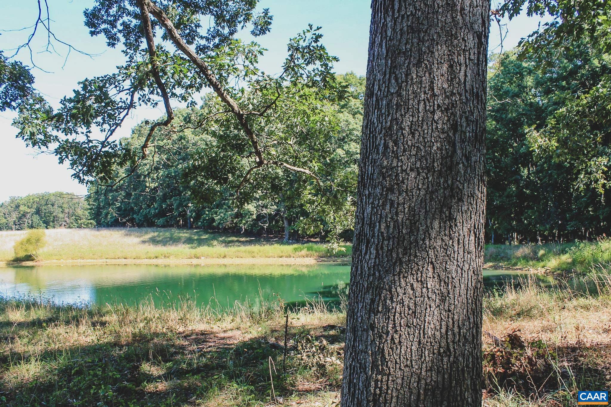 UNKNOWN - Farm