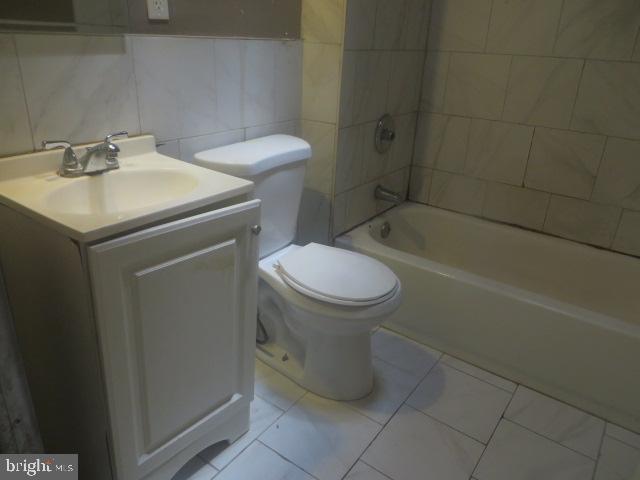 PHILADELPHIA (SOUTHWEST) - Residential