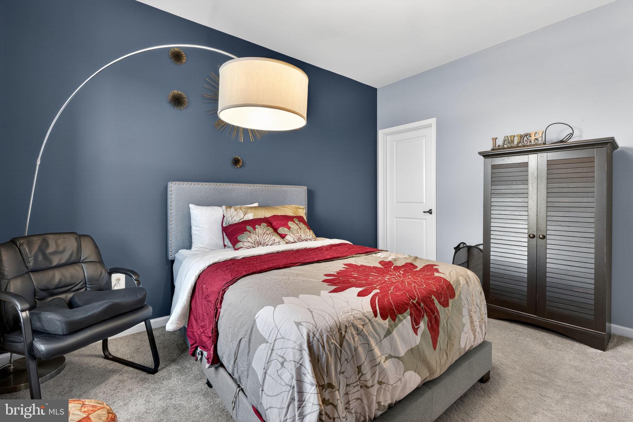 HYATTSVILLE - Residential