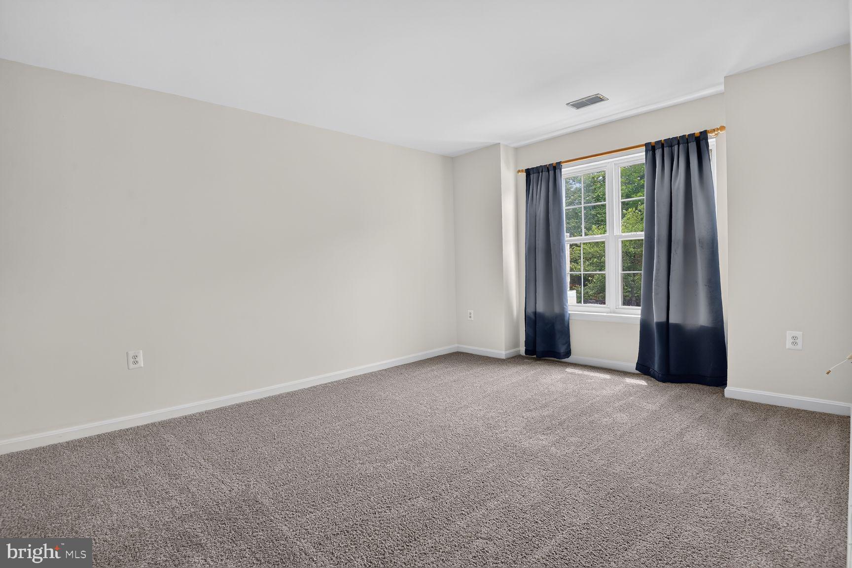 LEESBURG GATEWAY II - Residential