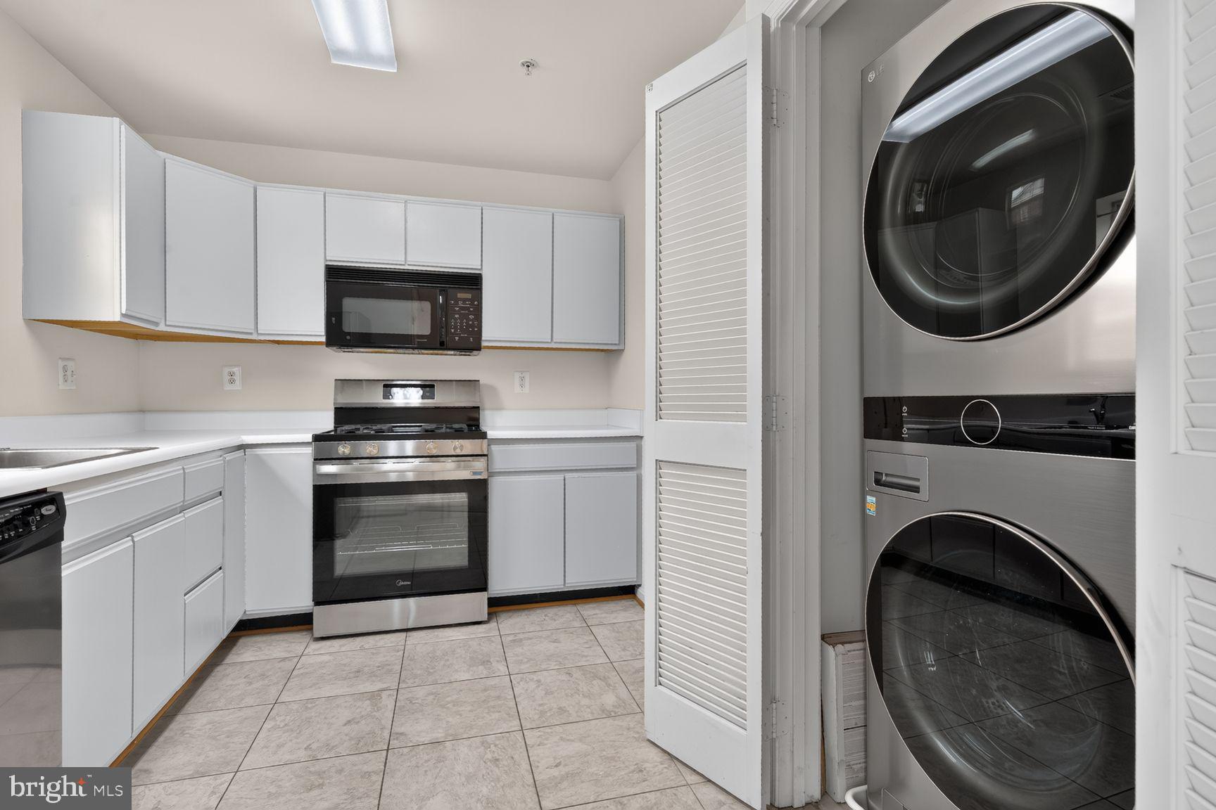 LEESBURG GATEWAY II - Residential