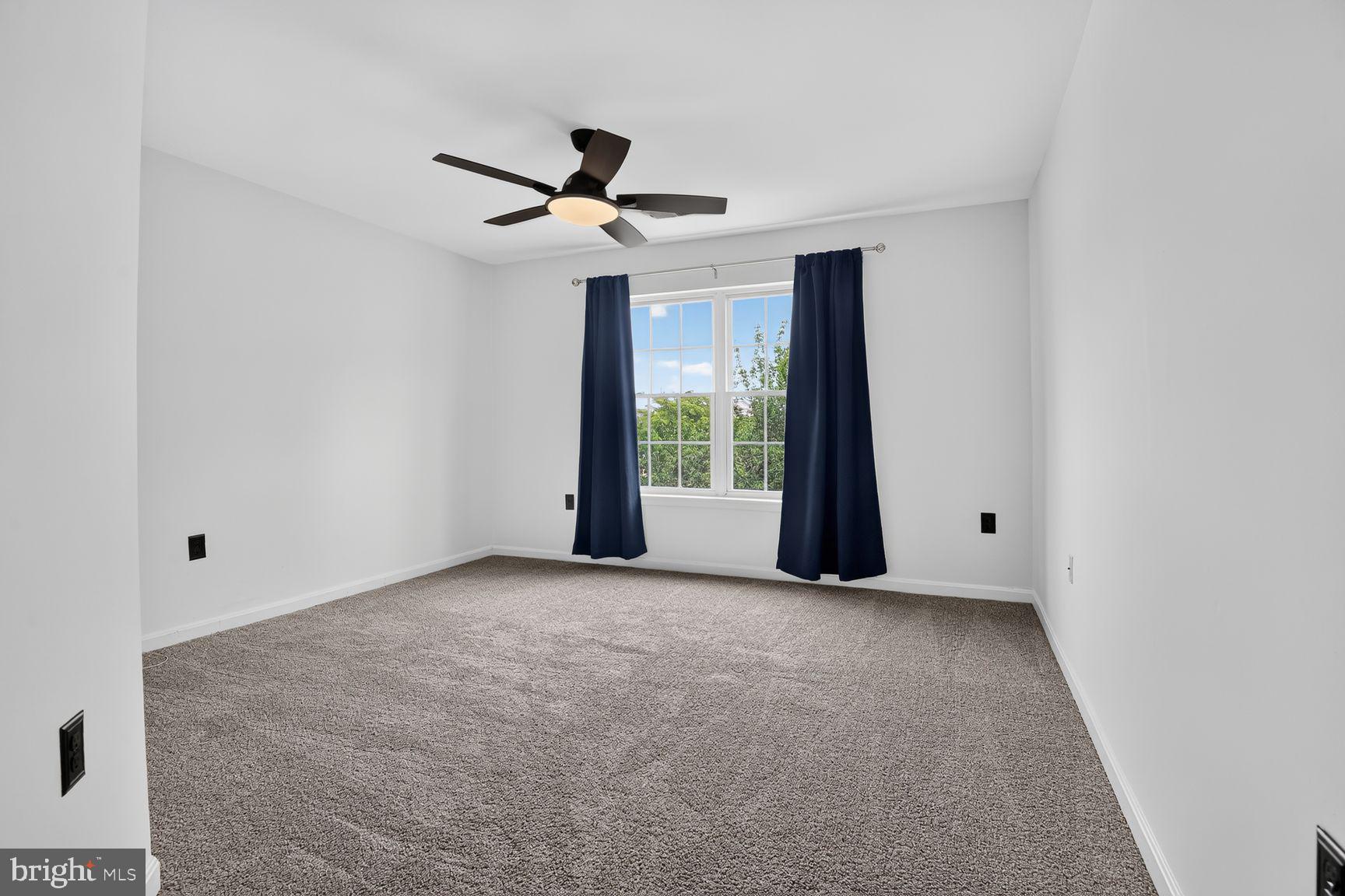LEESBURG GATEWAY II - Residential