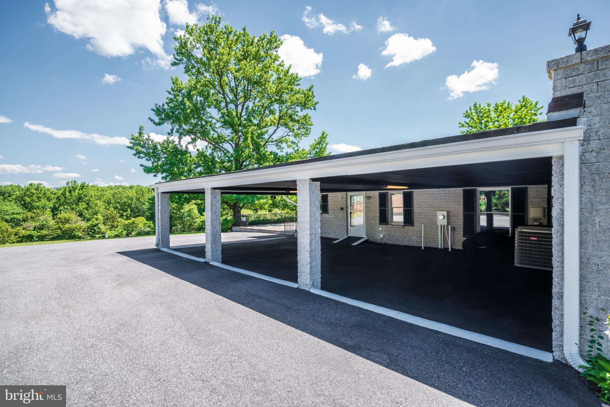 COLESVILLE OUTSIDE - Residential