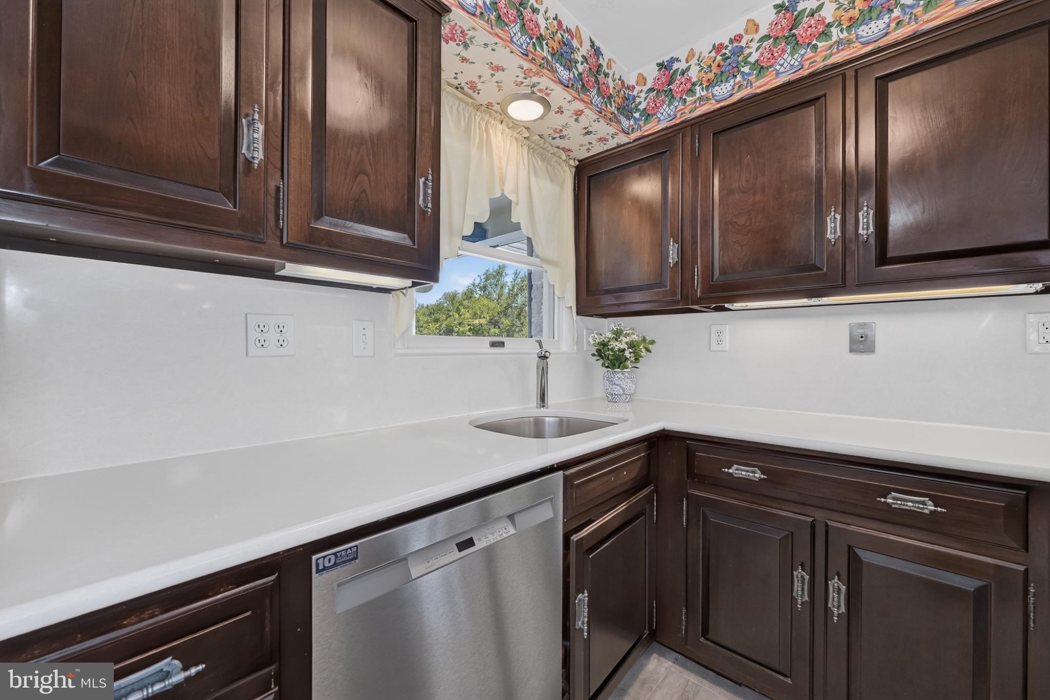 COLESVILLE OUTSIDE - Residential