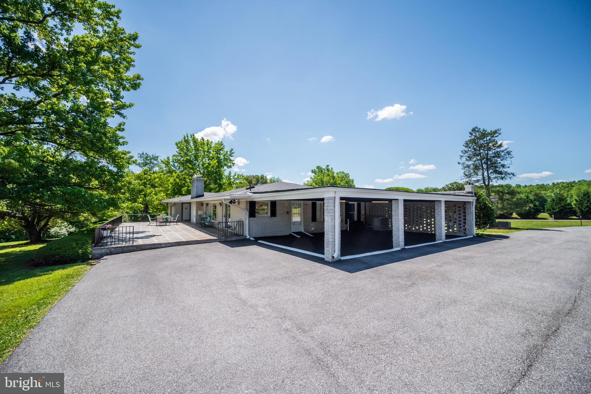 COLESVILLE OUTSIDE - Residential
