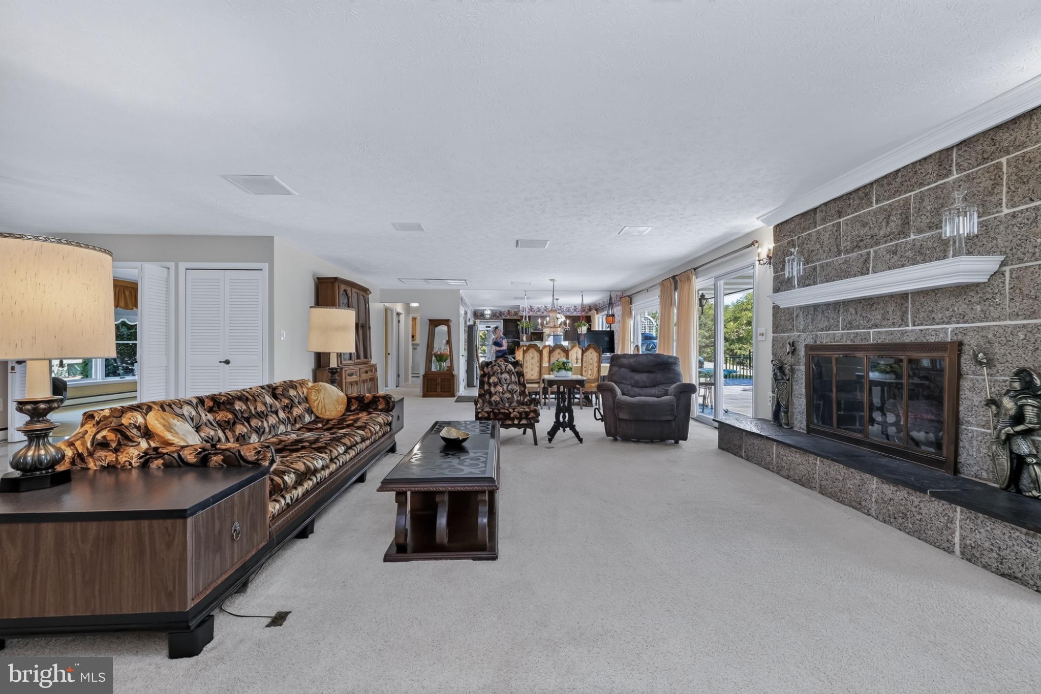 COLESVILLE OUTSIDE - Residential