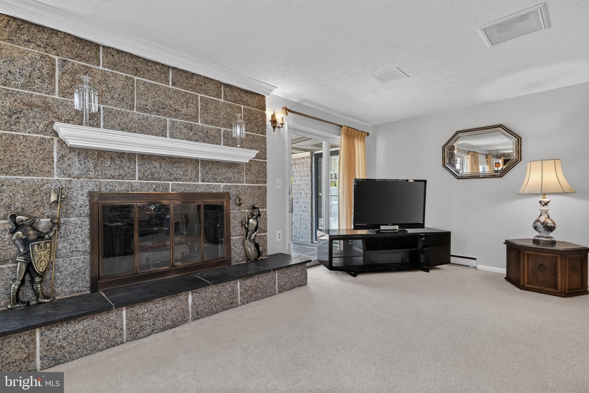 COLESVILLE OUTSIDE - Residential