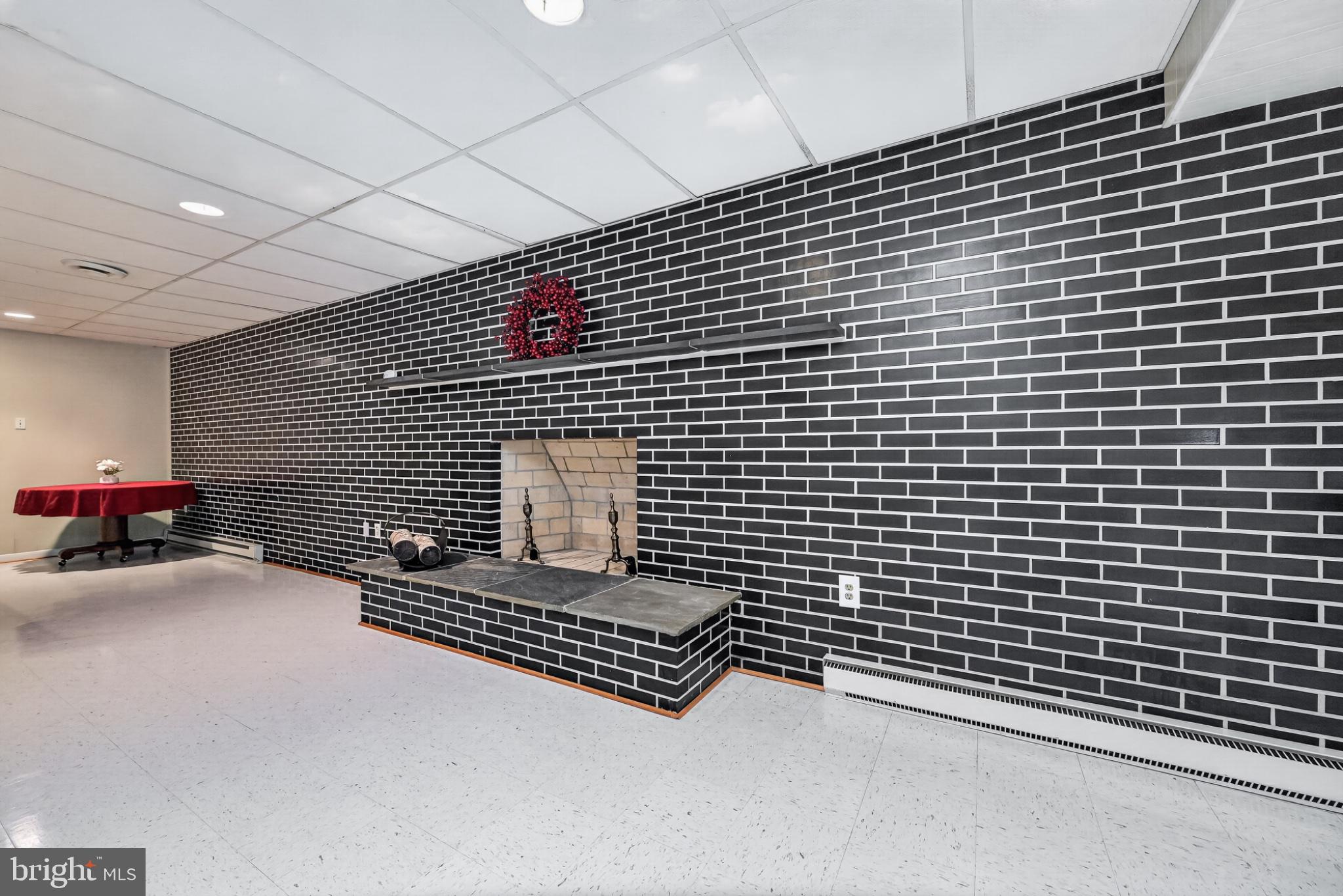 COLESVILLE OUTSIDE - Residential