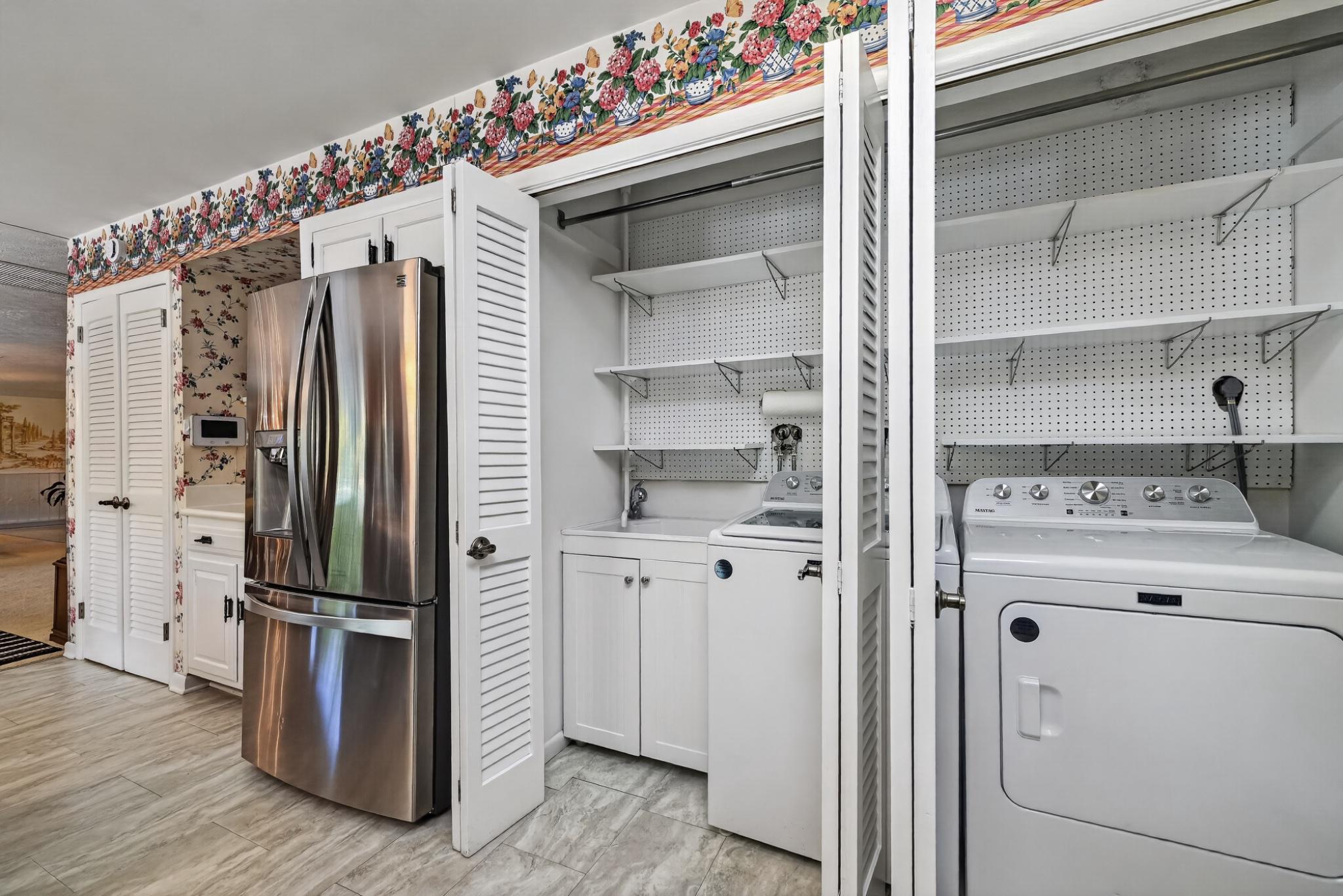 COLESVILLE OUTSIDE - Residential
