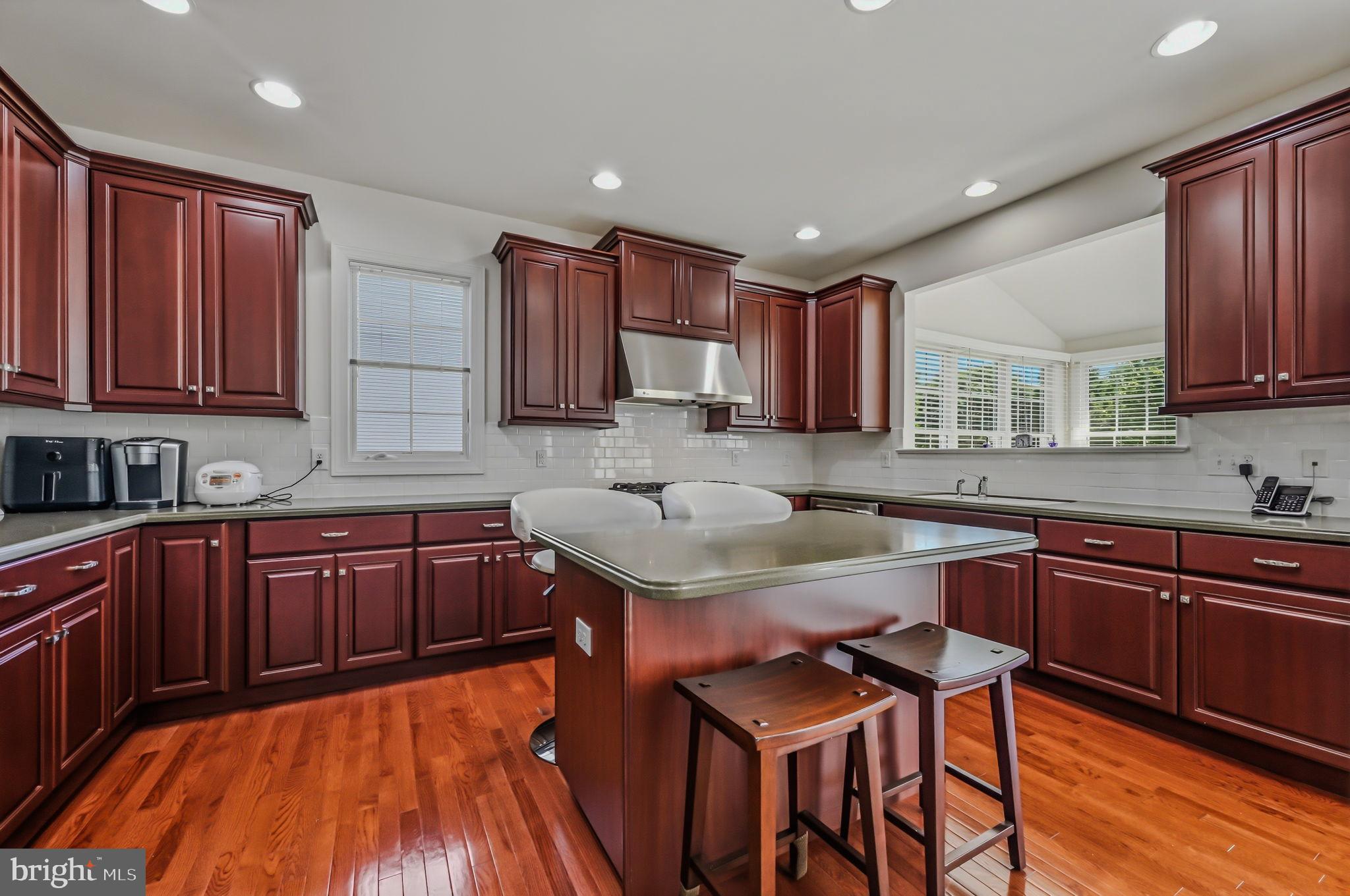 RED LION CHASE - Residential