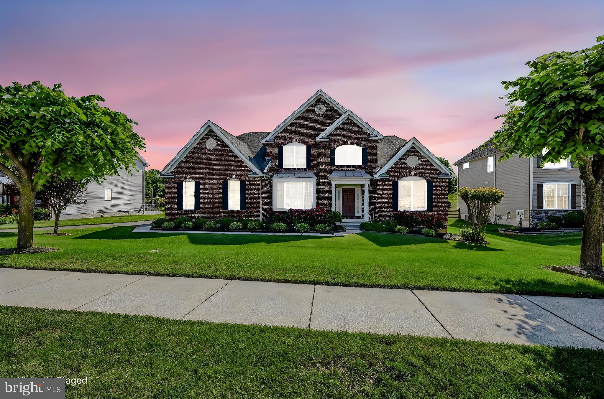 RED LION CHASE - Residential