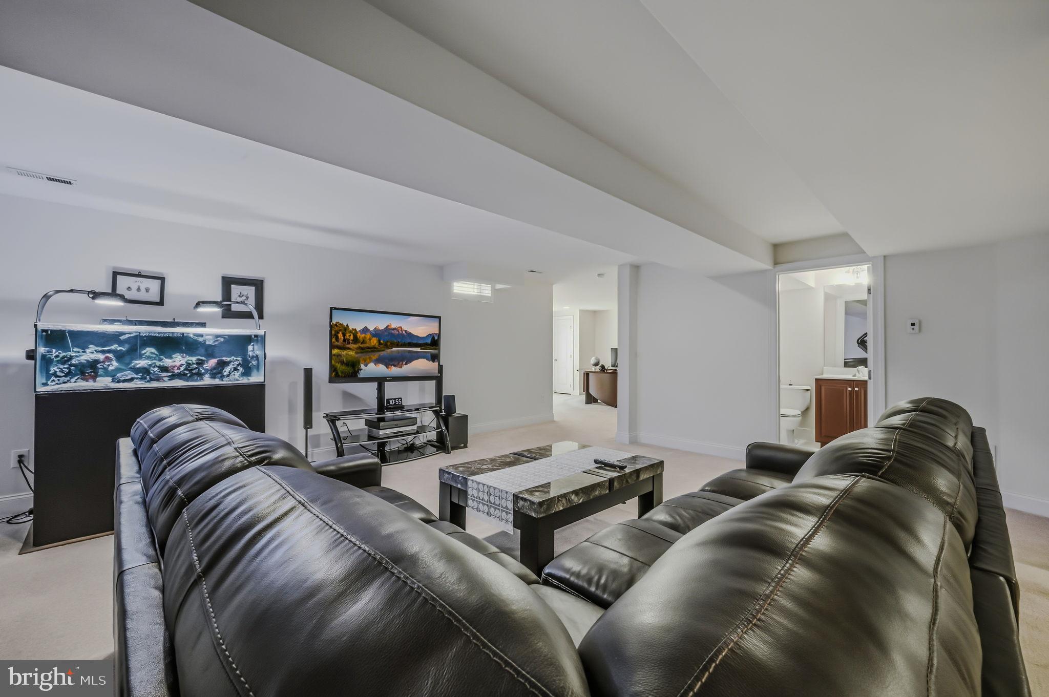 RED LION CHASE - Residential