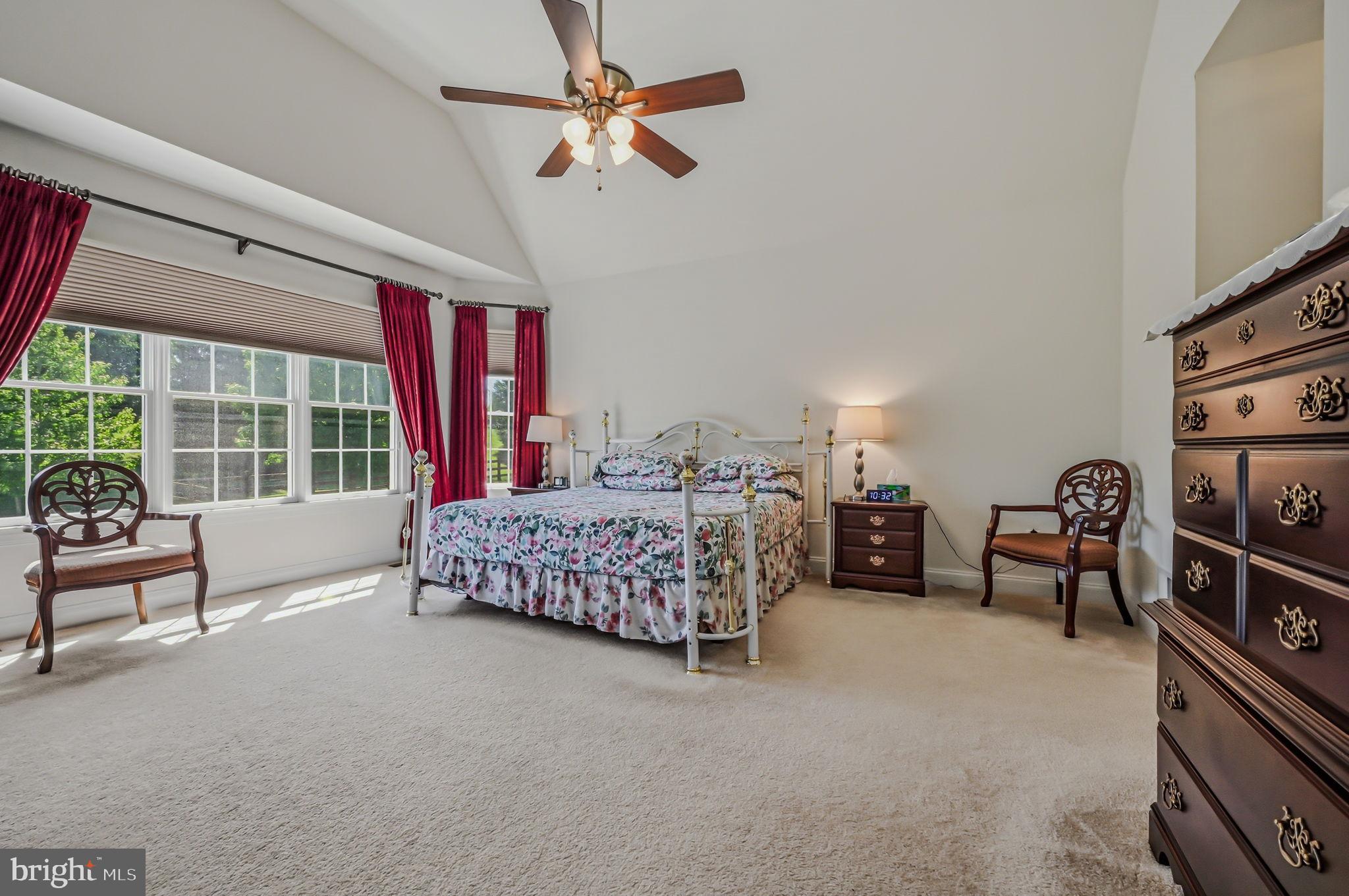 RED LION CHASE - Residential