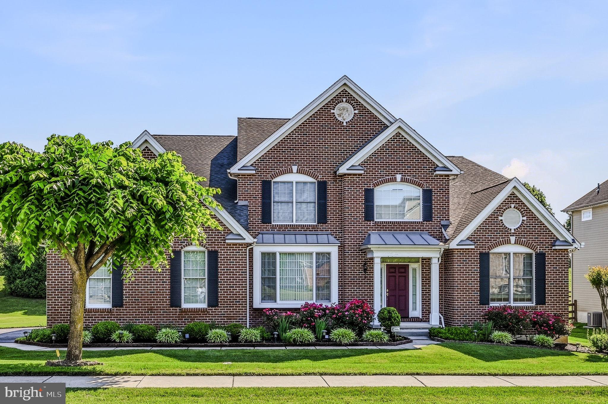 RED LION CHASE - Residential