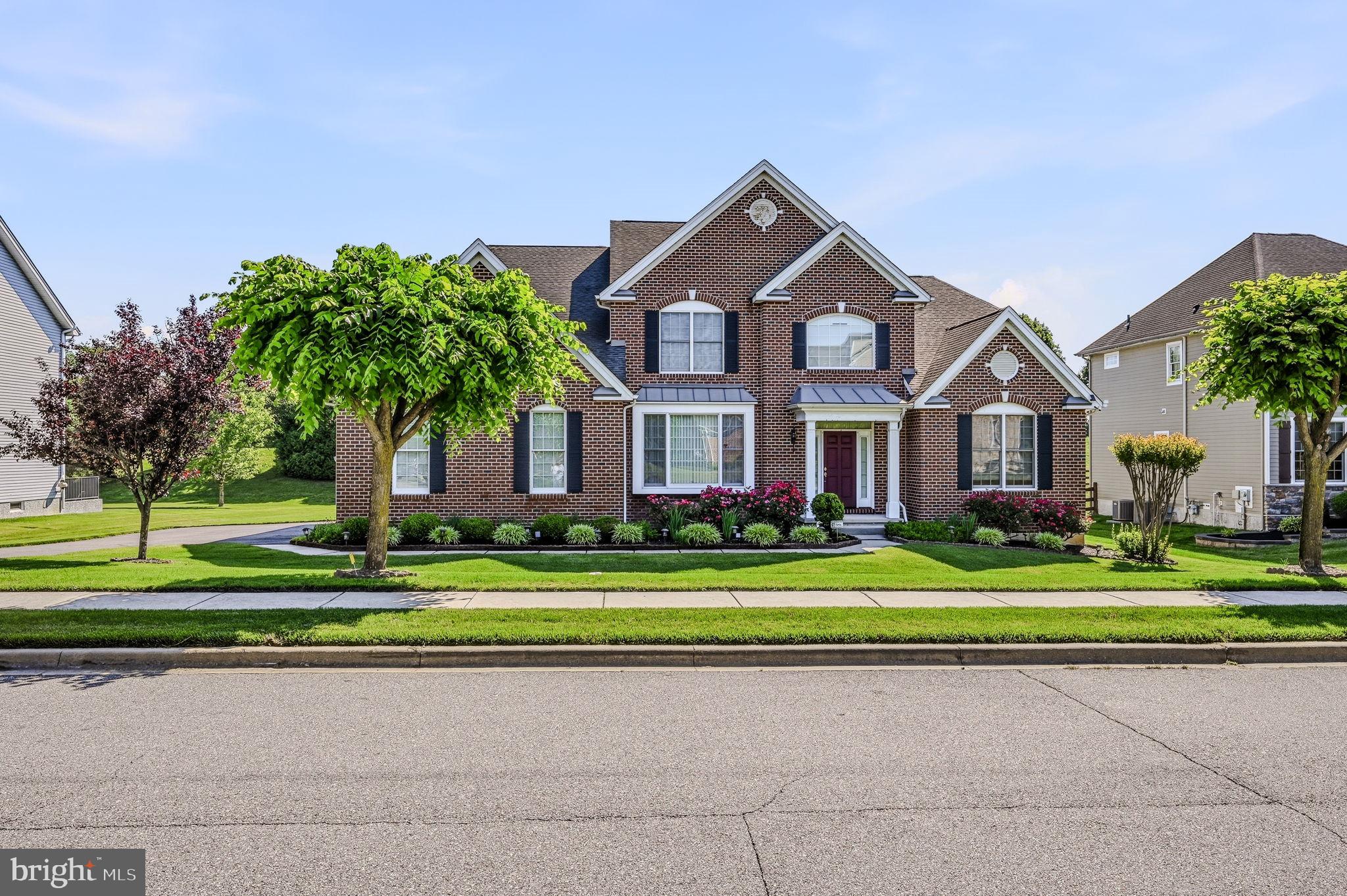 RED LION CHASE - Residential