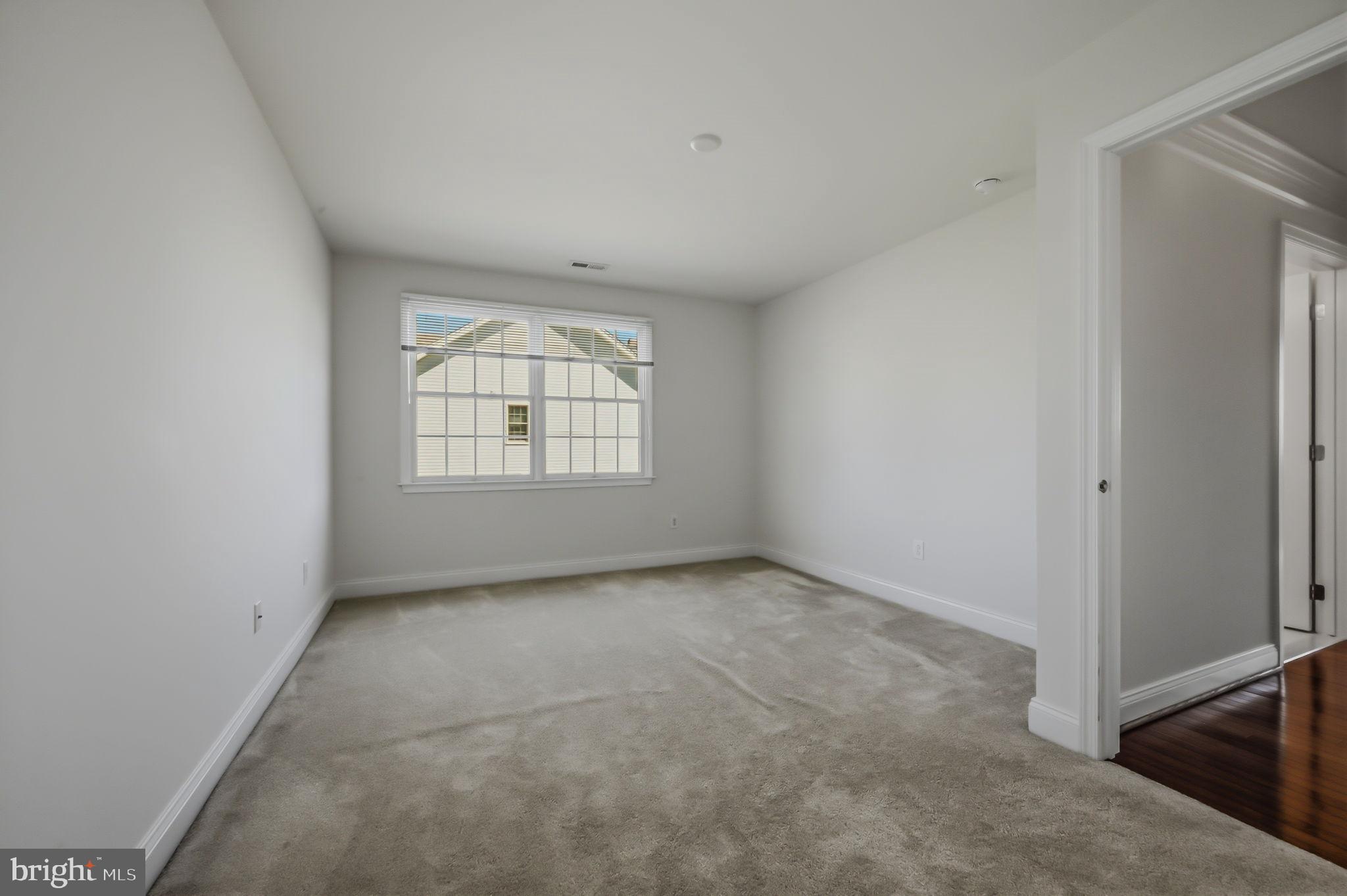 RED LION CHASE - Residential