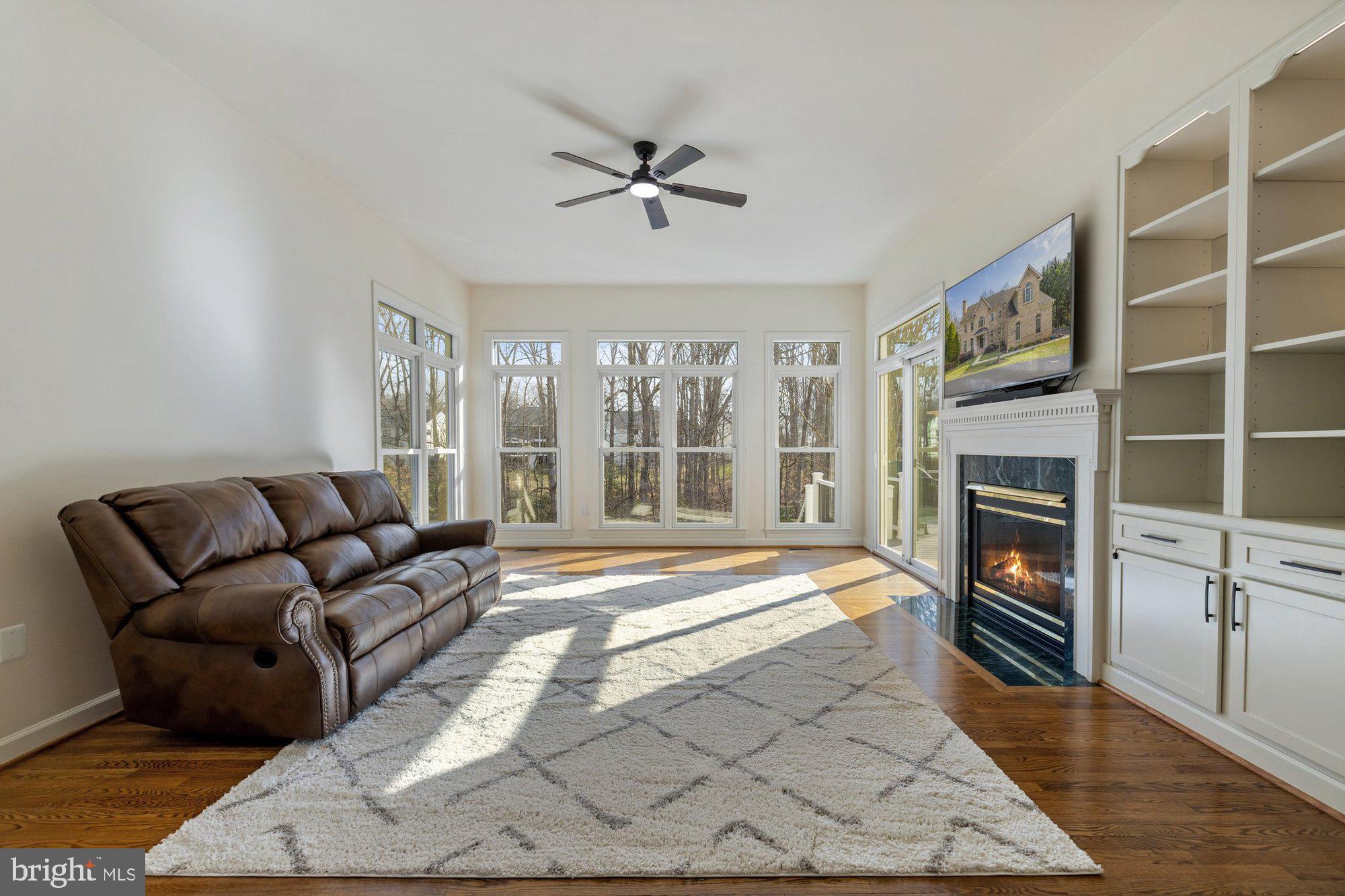 MANORS AT WOLF TRAP - Residential