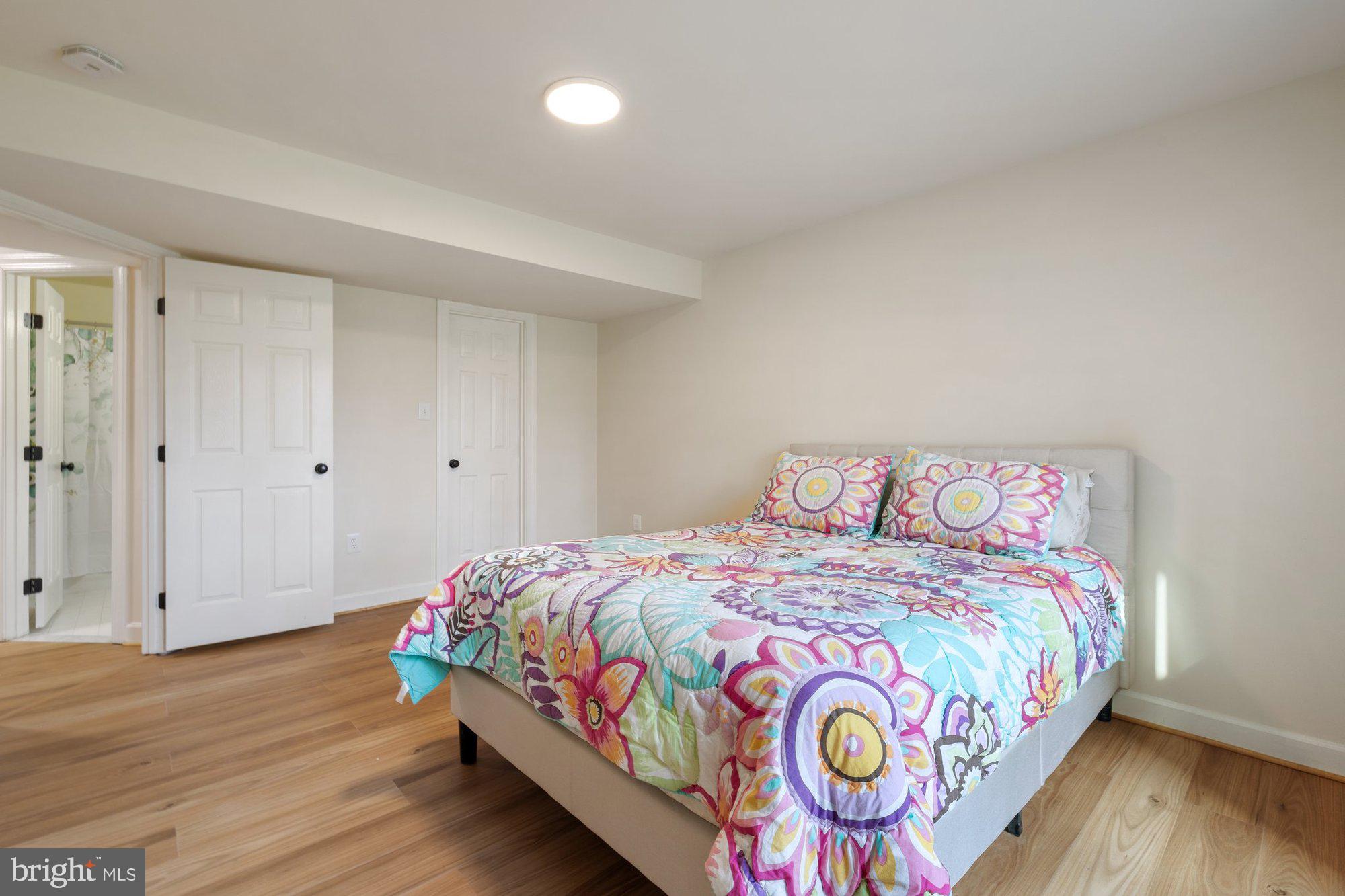 MANORS AT WOLF TRAP - Residential