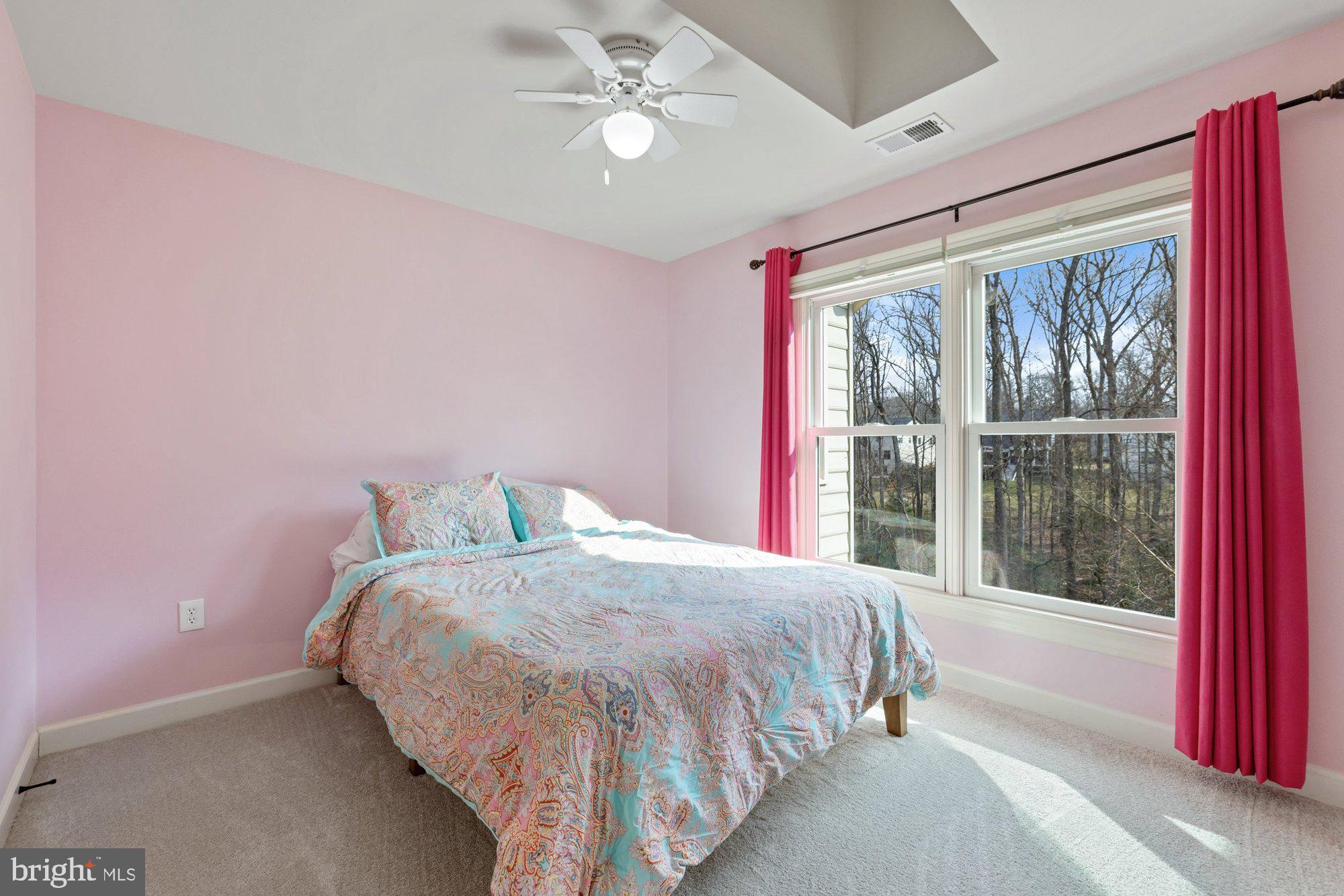 MANORS AT WOLF TRAP - Residential
