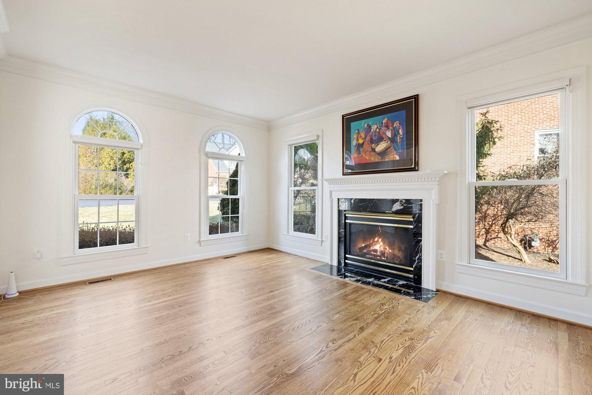 MANORS AT WOLF TRAP - Residential