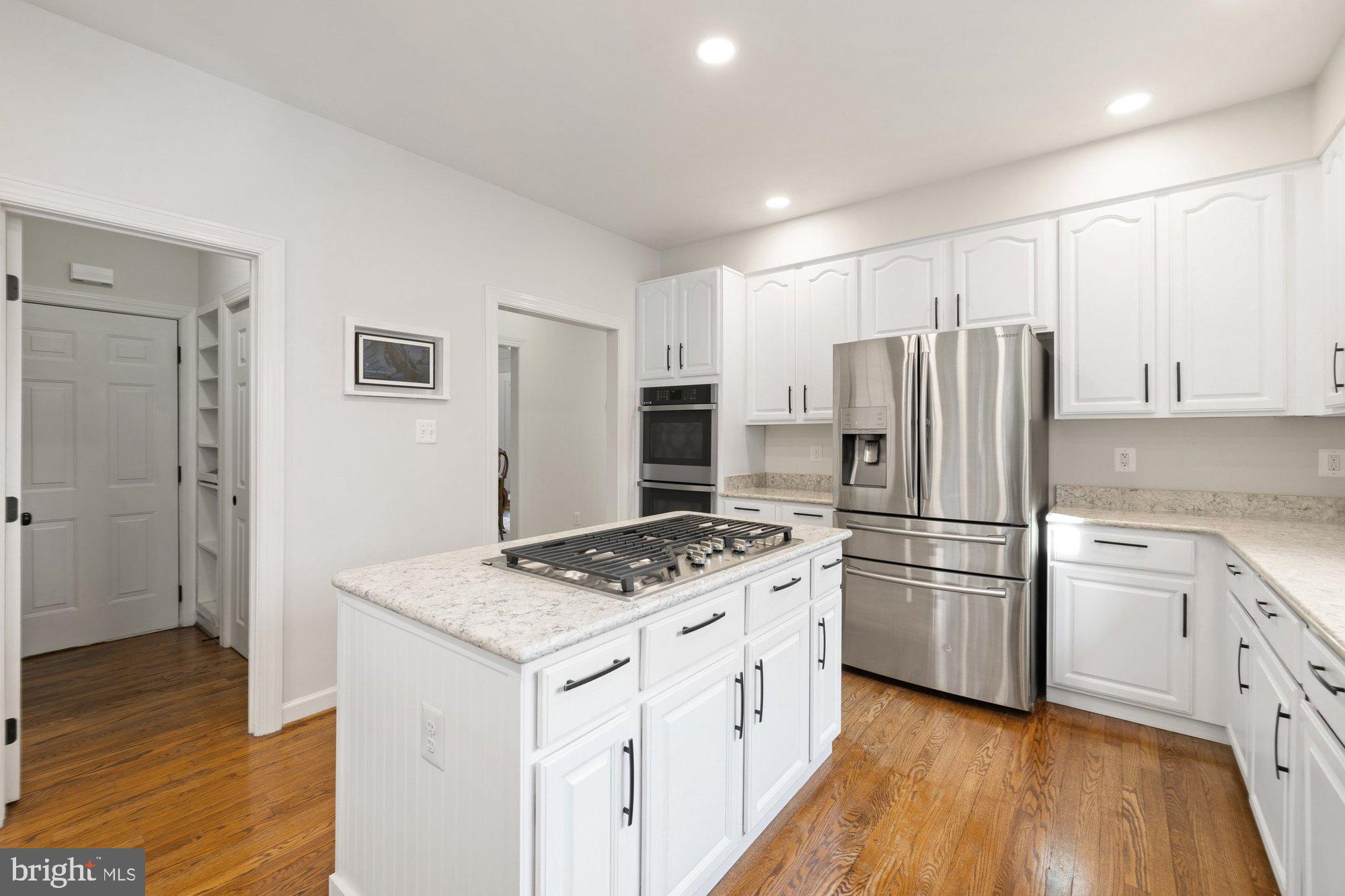 MANORS AT WOLF TRAP - Residential