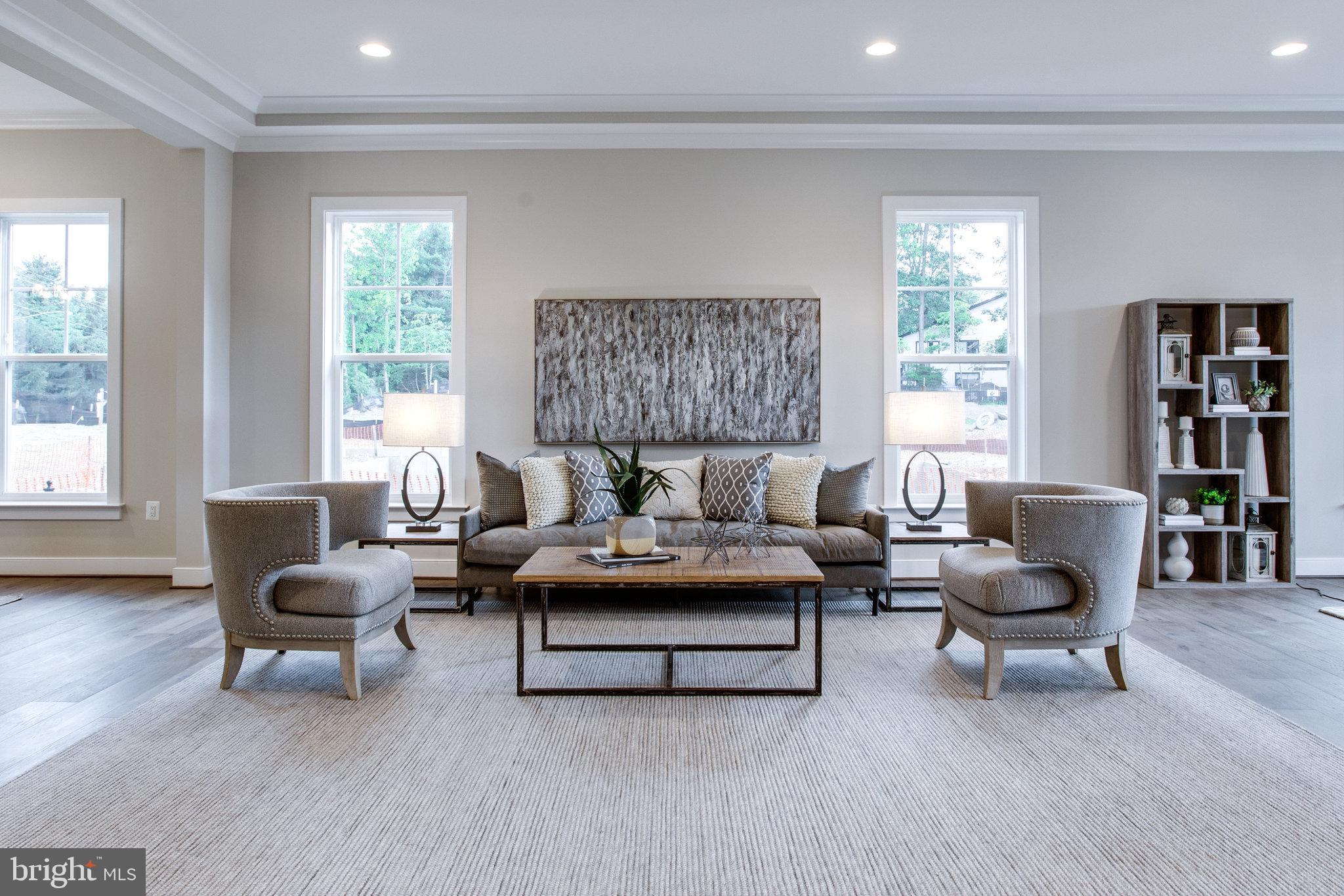 OVER LEE KNOLLS - Residential