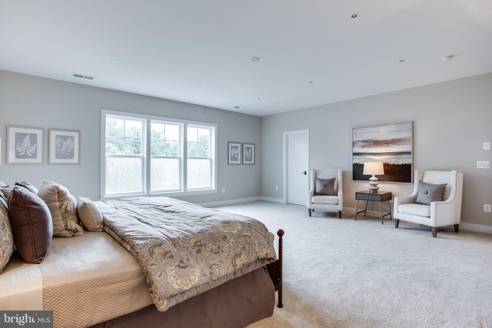 OVER LEE KNOLLS - Residential
