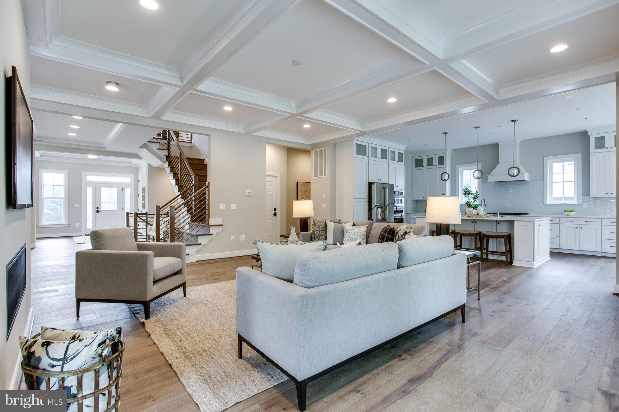 OVER LEE KNOLLS - Residential