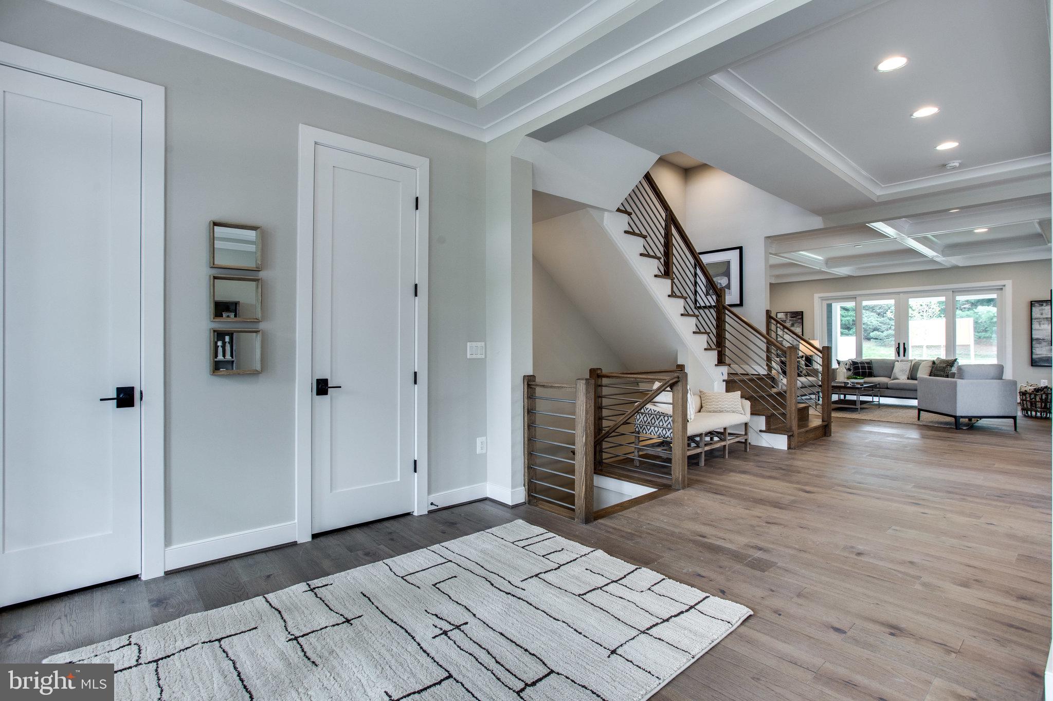 OVER LEE KNOLLS - Residential