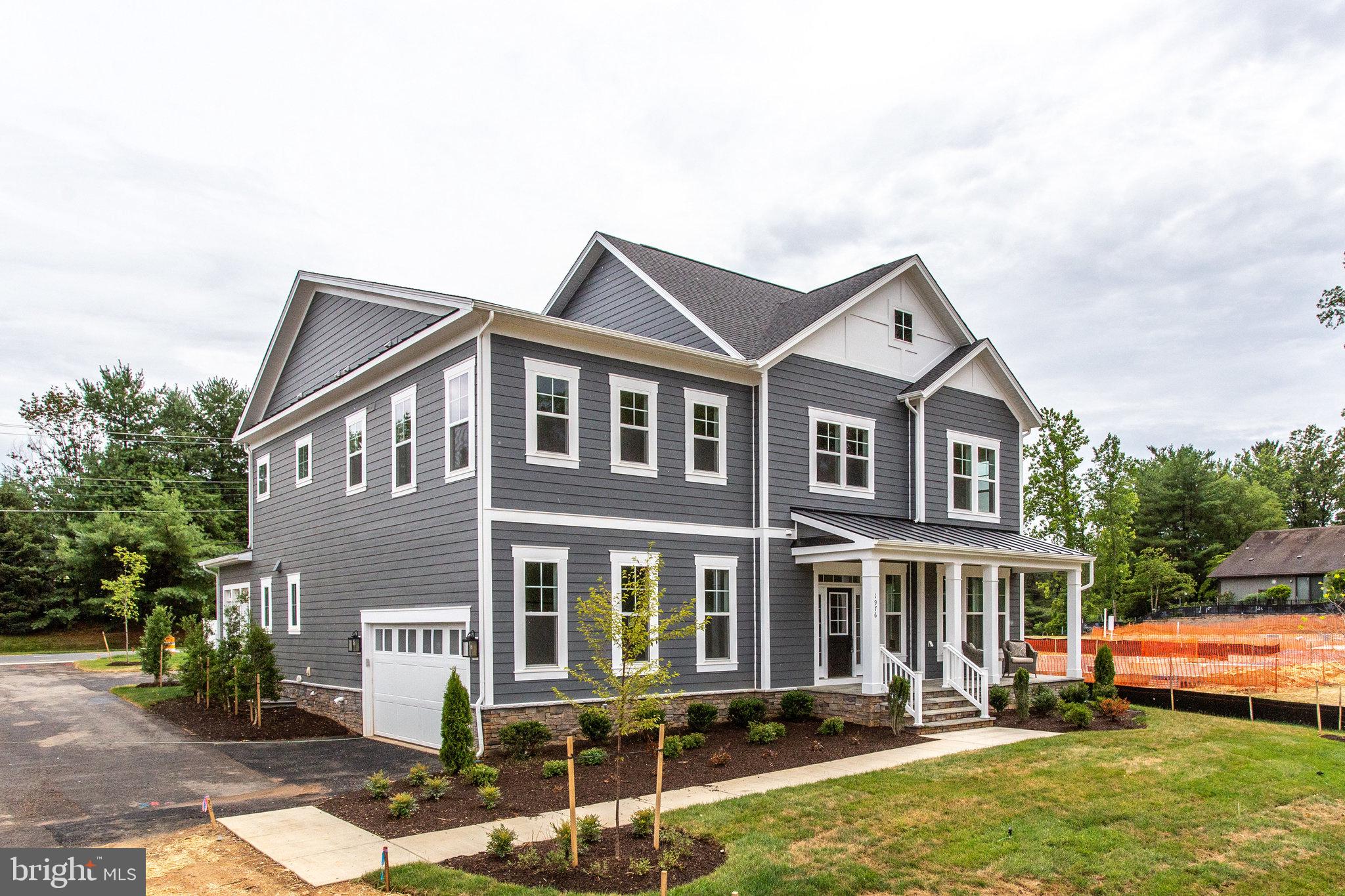 OVER LEE KNOLLS - Residential