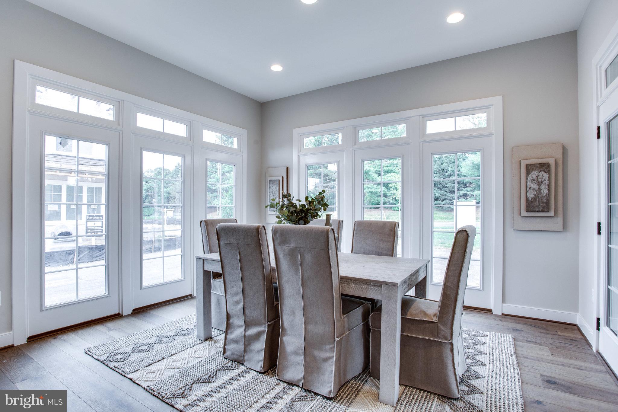 OVER LEE KNOLLS - Residential