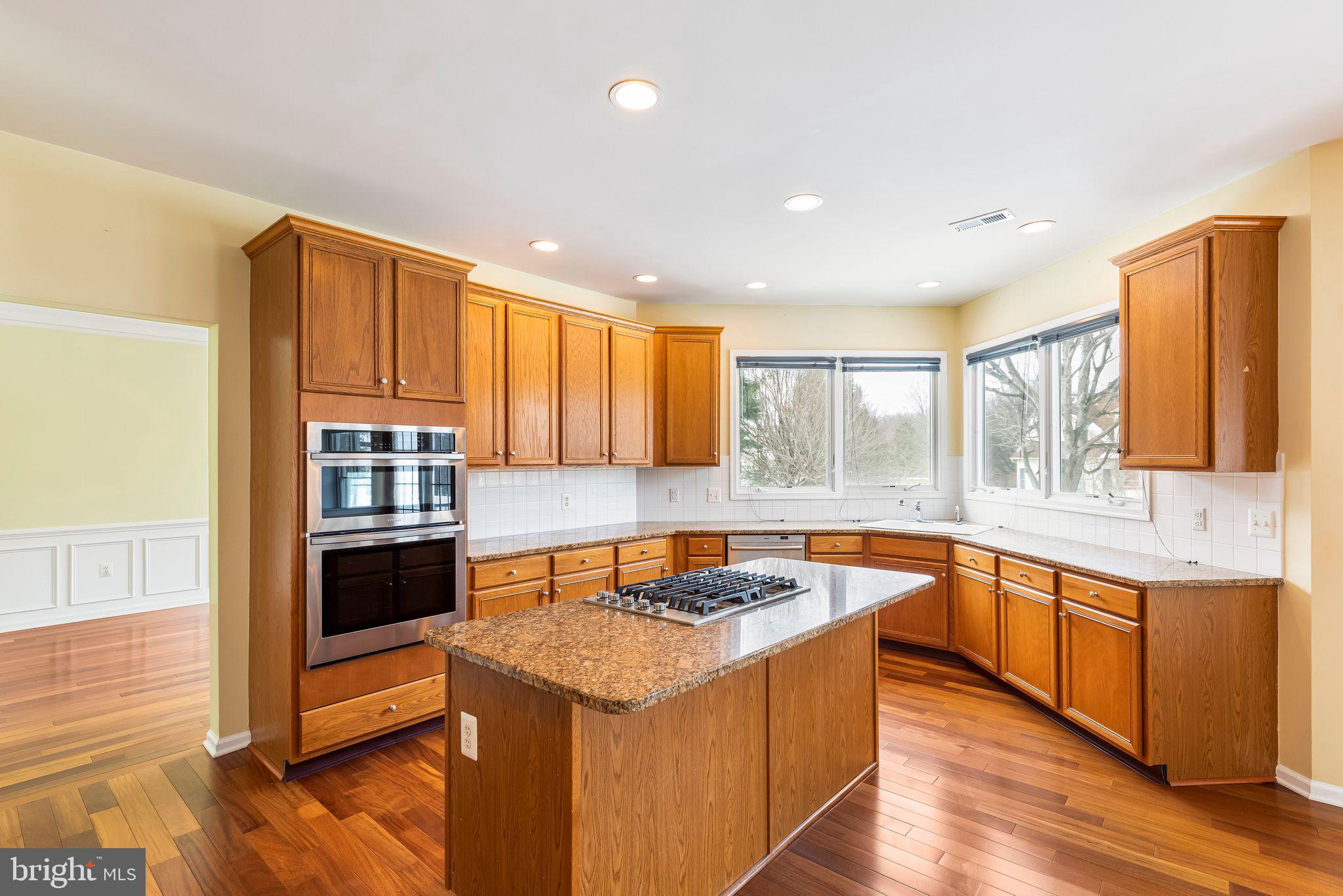 BRIDLE ESTATES - Residential