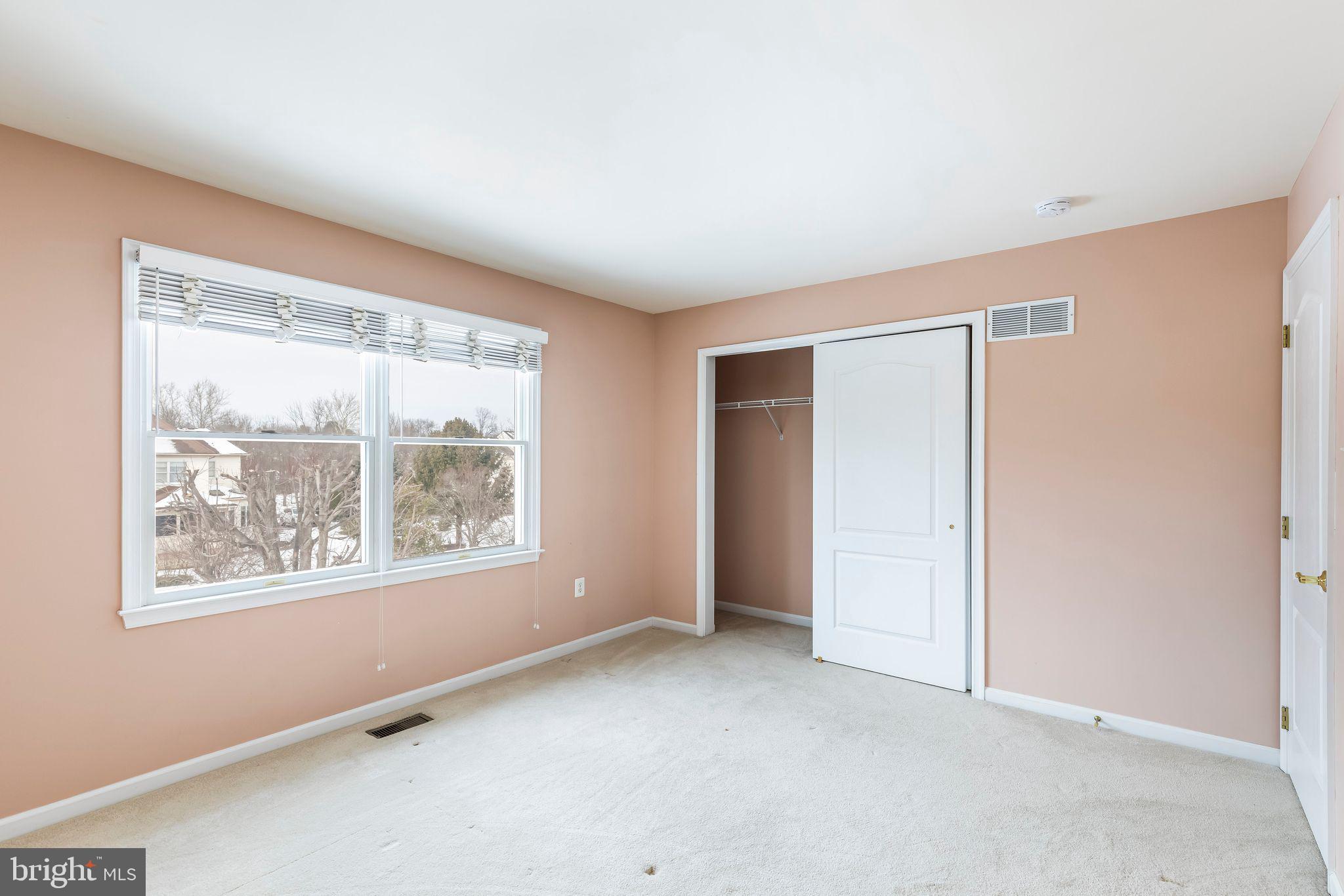BRIDLE ESTATES - Residential