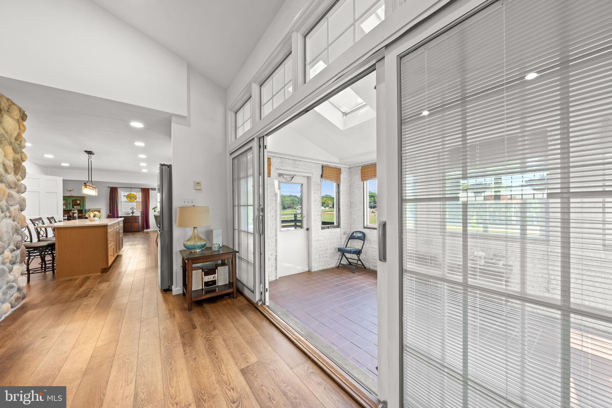 COUNTRY CLUB GARDENS - Residential