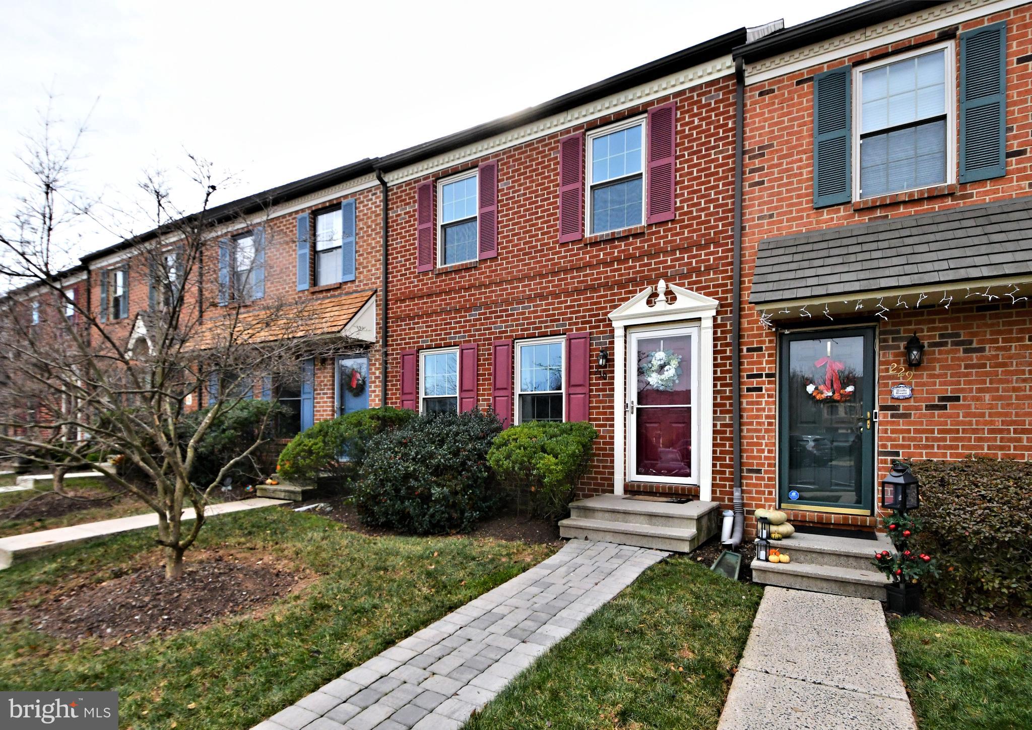 Welcome to this 2 bedroom 1 1/2 bath interior townhome in Limerick Township, Springford School District.
Move in Ready! 
Paver front walkway! Hardwood  flooring in Living room. 1st floor powder room.  Eat in Kitchen,
Patio slider opens onto deck to enjoy spring/ summer nights!
All new replacement windows, and new storm door.  Freshly painted. Jack and Jill bathroom separating two large bedrooms. Ceiling fans. Finished basement with laundry and utility in storage area.
Sellers looking for a March 15th settlement.