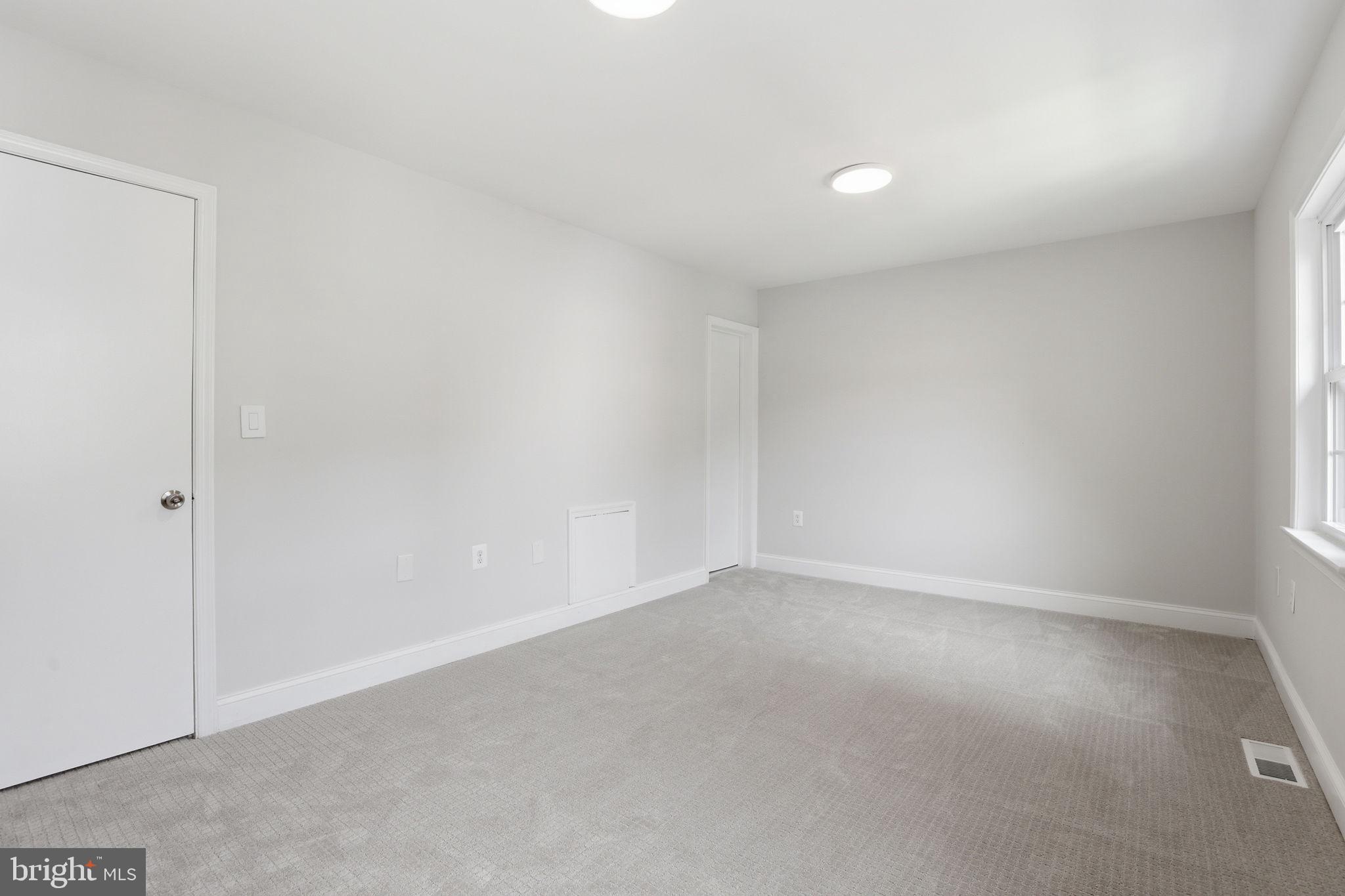 REGENT SQUARE - Residential