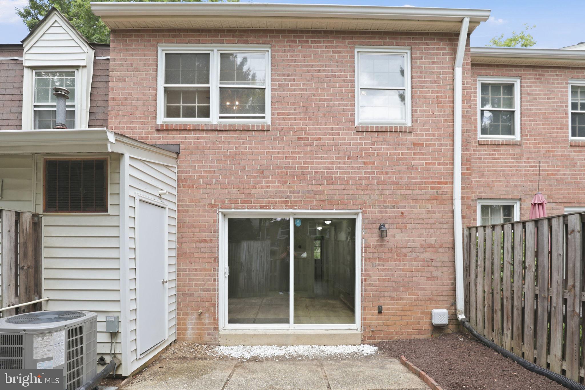 REGENT SQUARE - Residential
