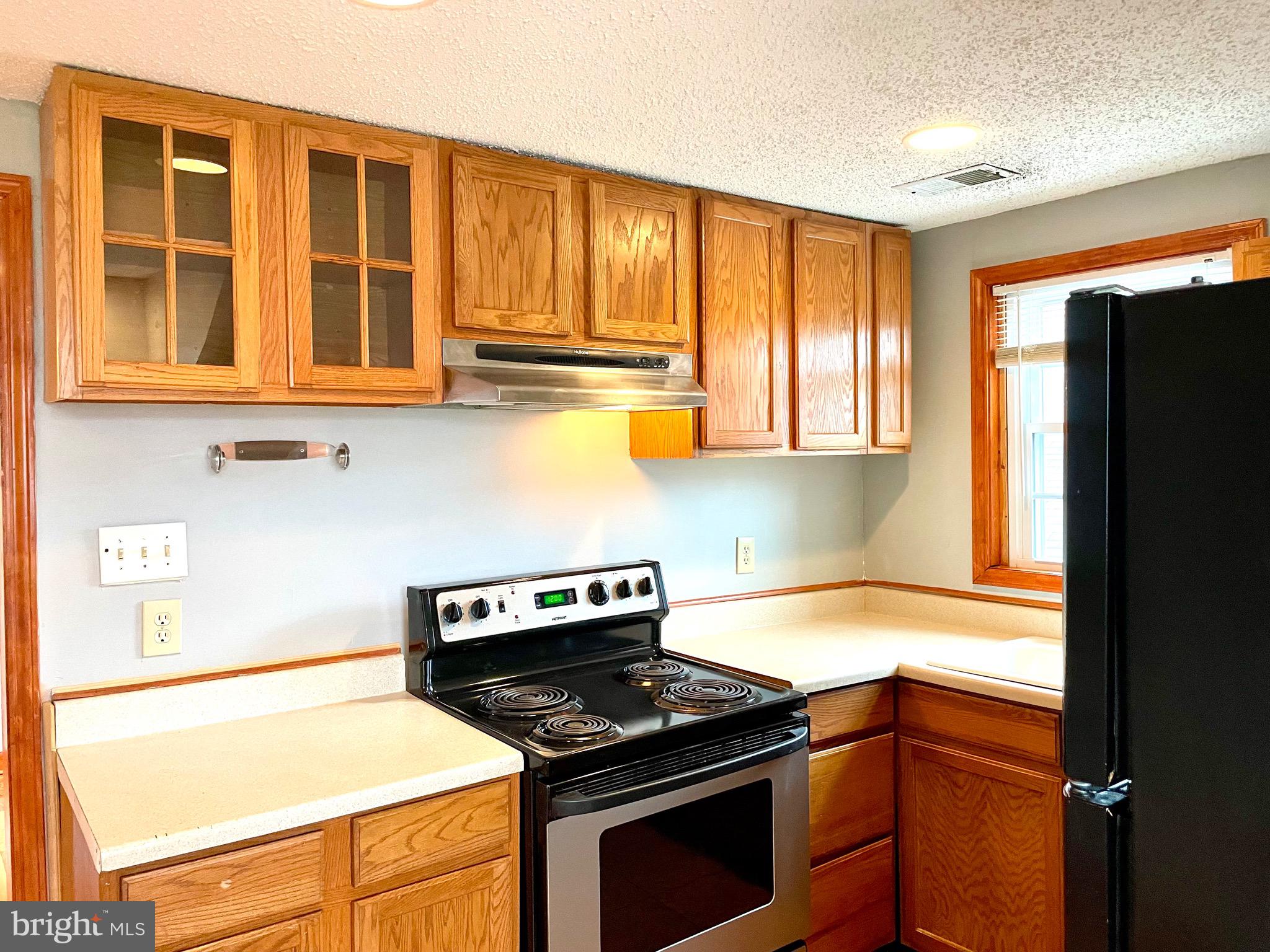 WINDSOR HILLS - Residential Lease