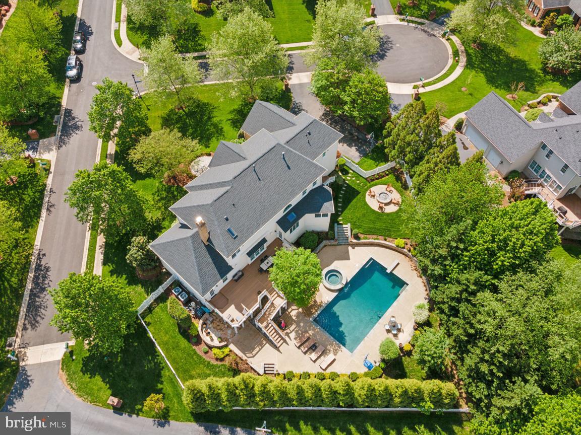 BELMONT COUNTRY CLUB - Residential