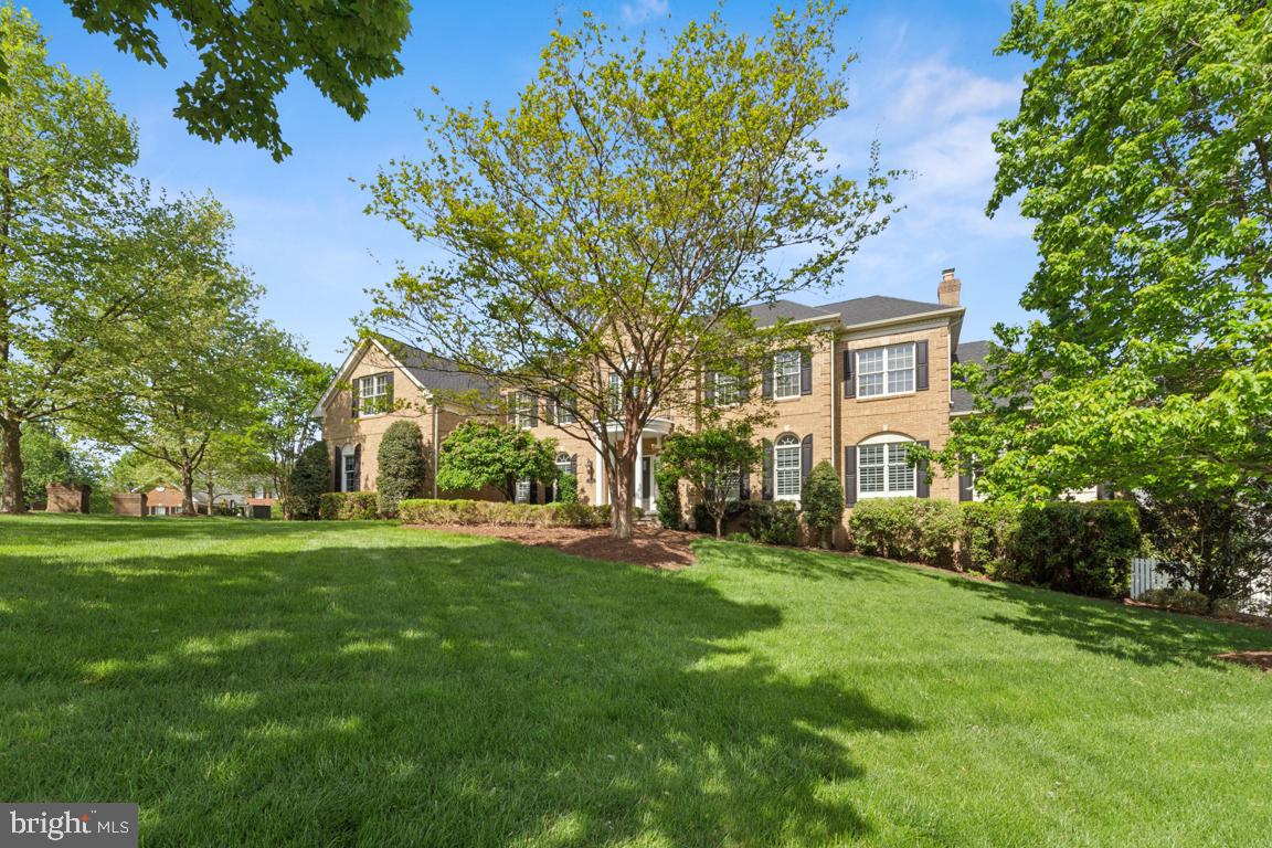 BELMONT COUNTRY CLUB - Residential
