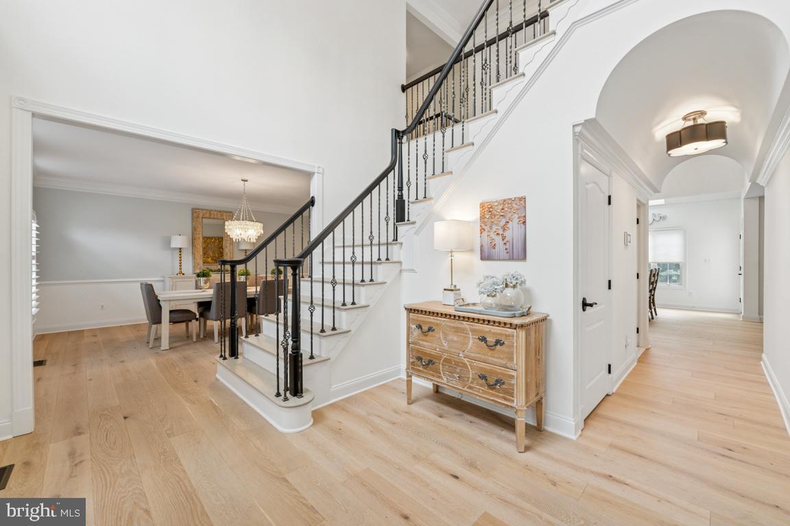 BELMONT COUNTRY CLUB - Residential