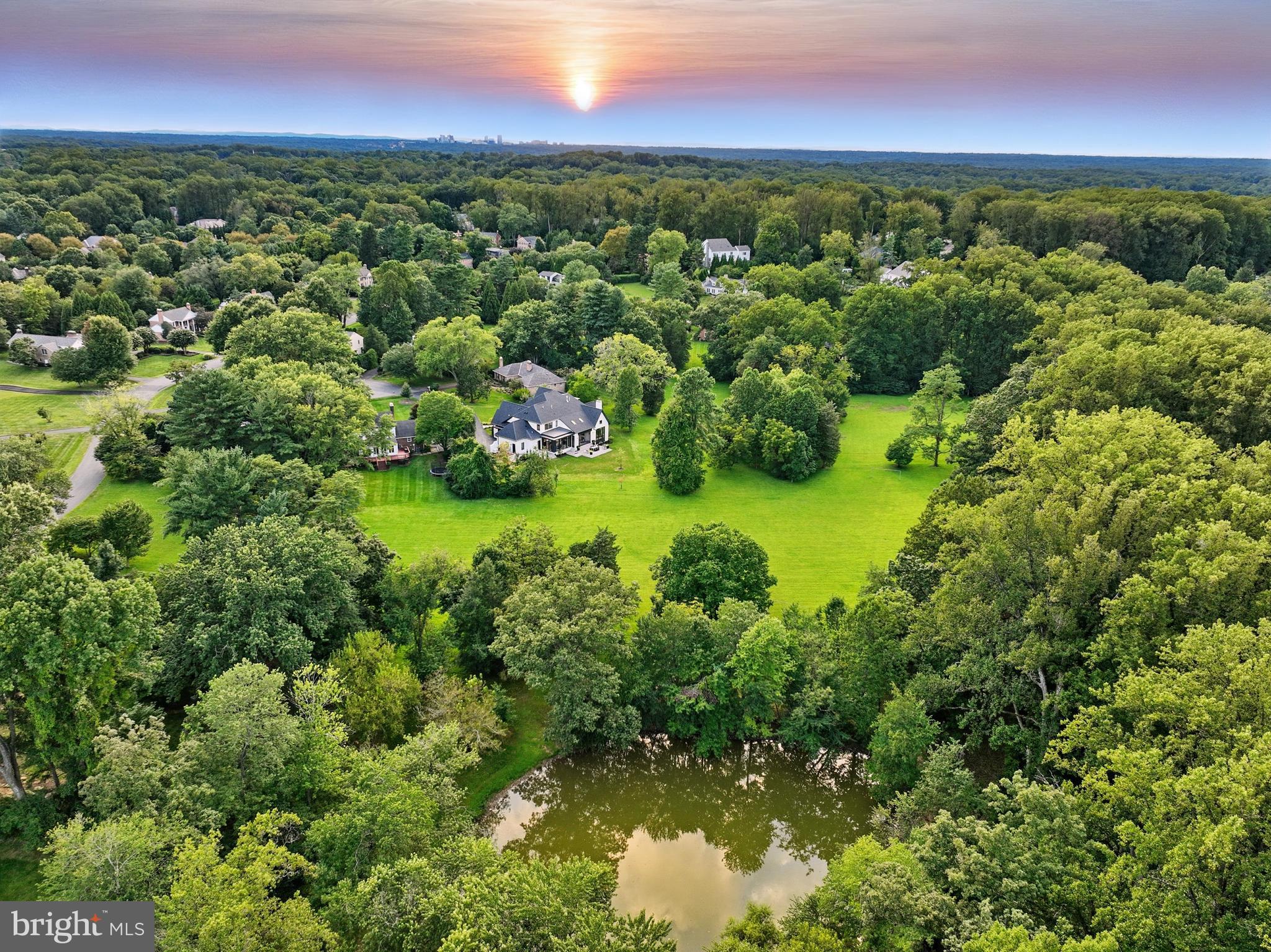 WOODHAVEN - Residential