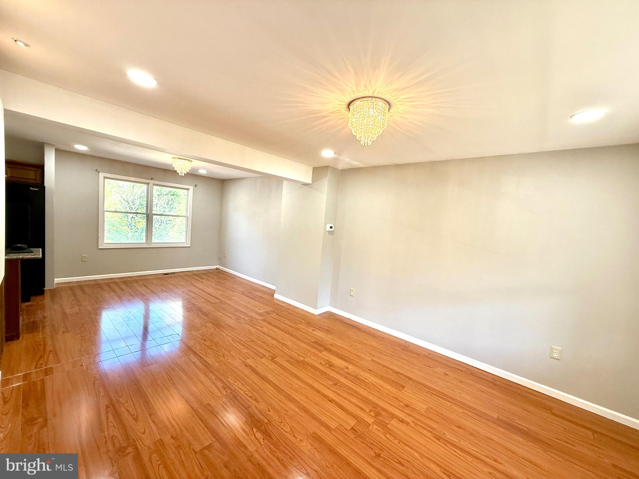 LONG POND - Residential