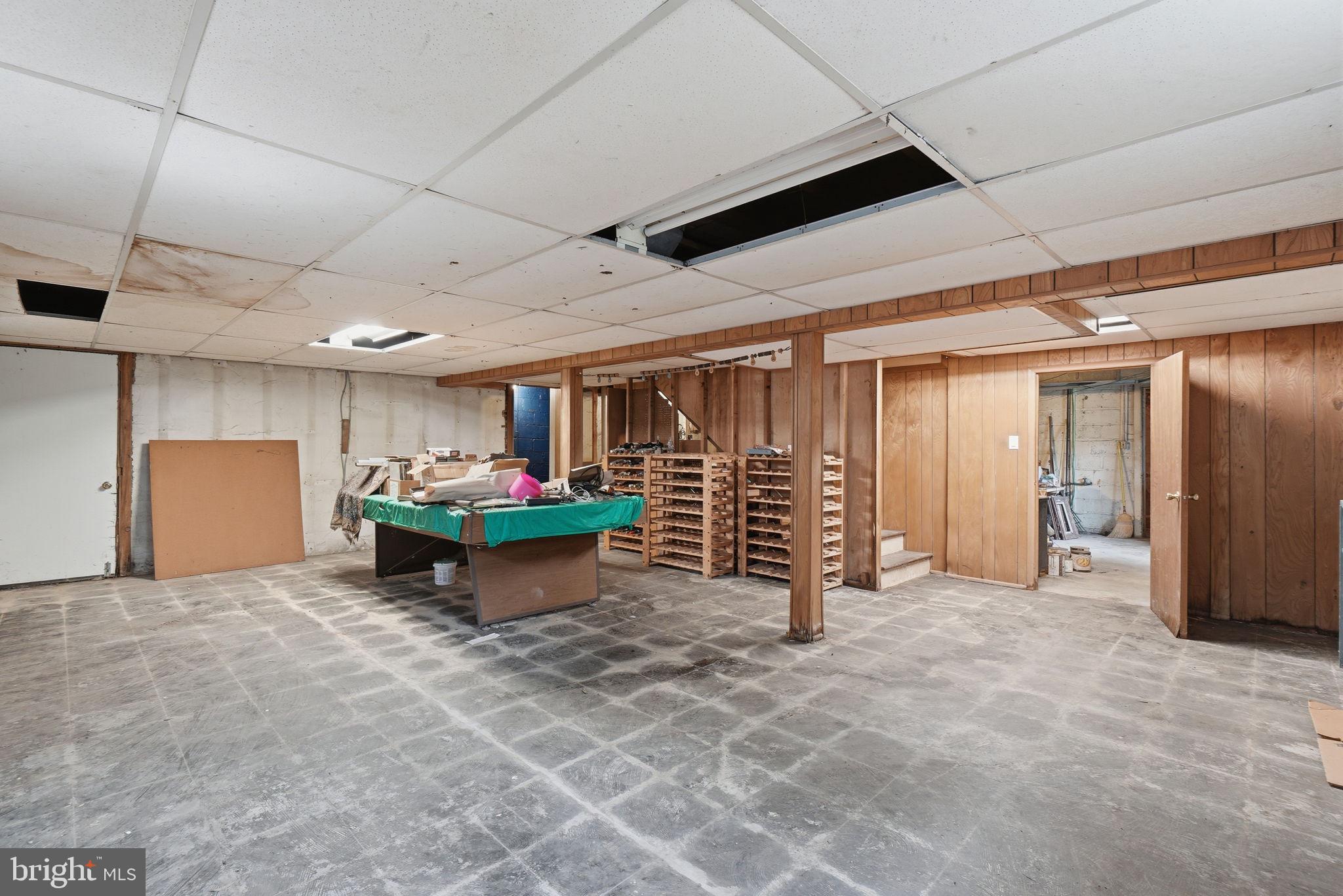 CALVERT HILLS - Residential