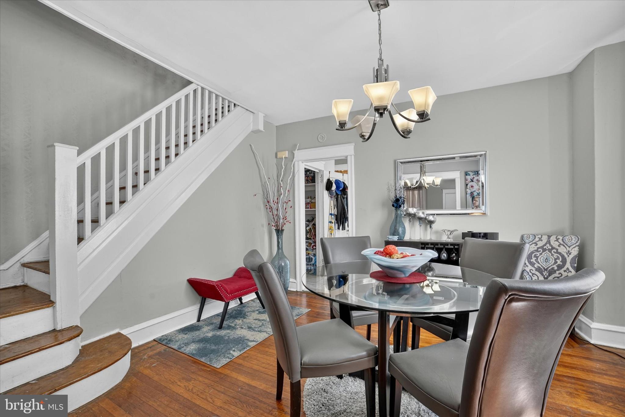 YEADON - Residential