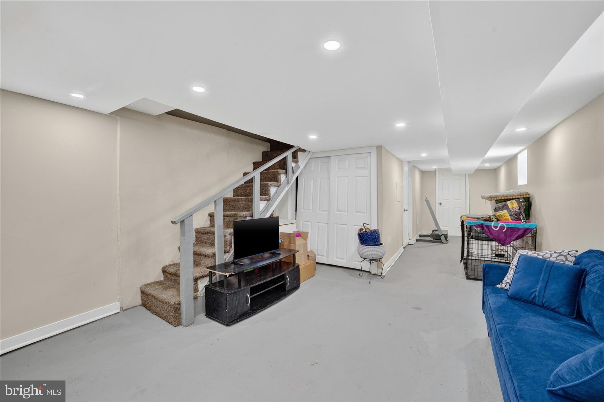 YEADON - Residential
