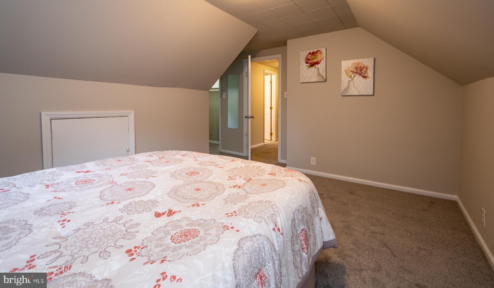 NEW CARROLLTON - Residential