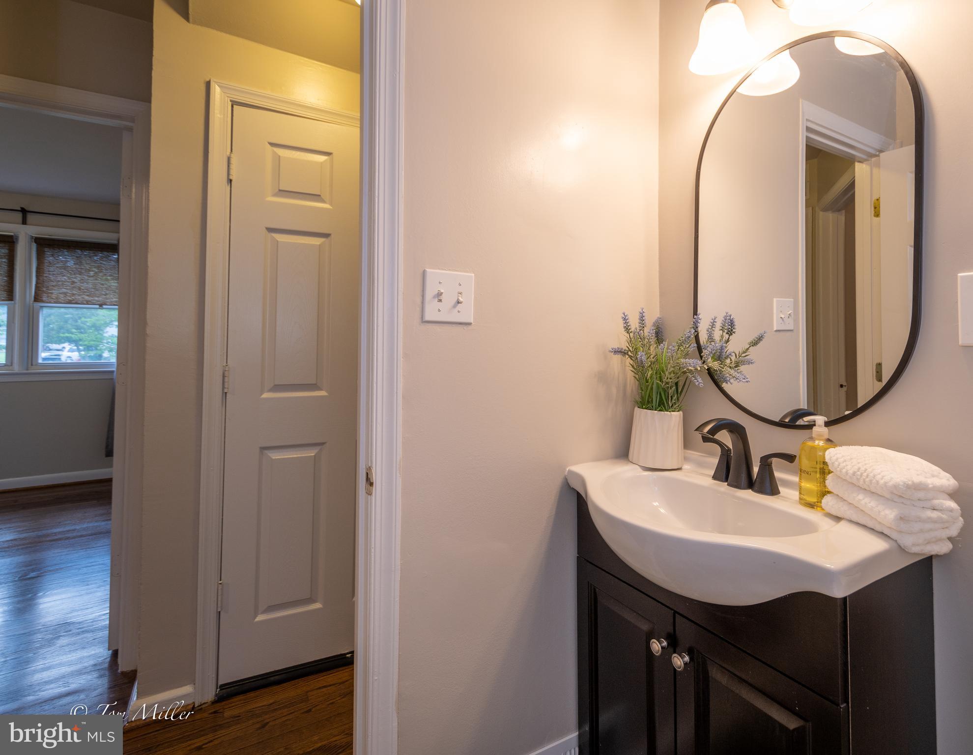 NEW CARROLLTON - Residential